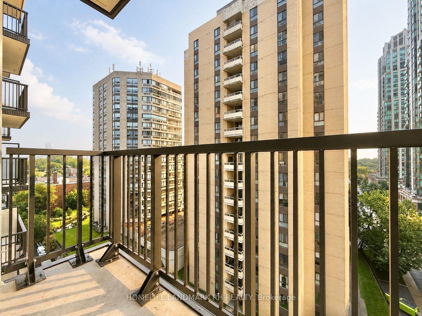Photo 19 of Unit 1206, 91 Montclair Avenue, Toronto, Forest Hill South — HOMEH