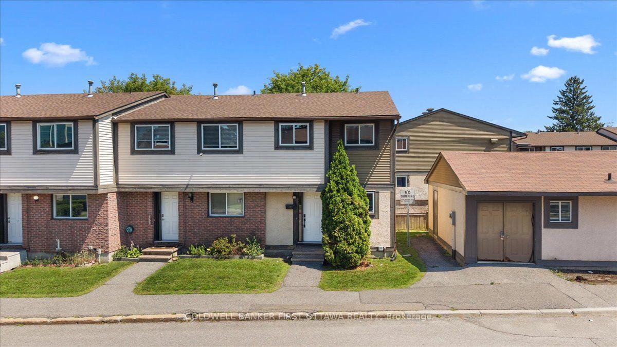 Front of 2701 Pimlico Crescent
