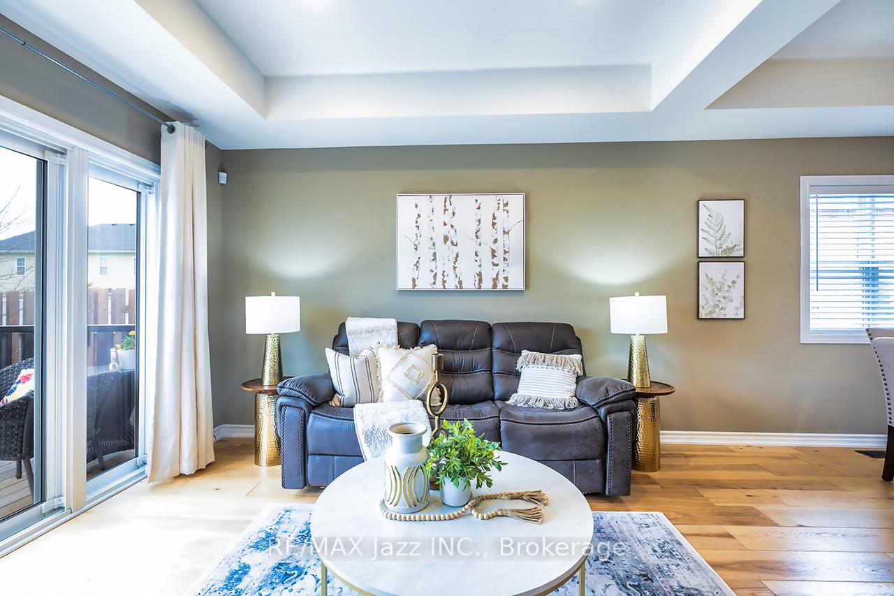 Photo 17 of 706 Ontario Street, Cobourg — HOMEH