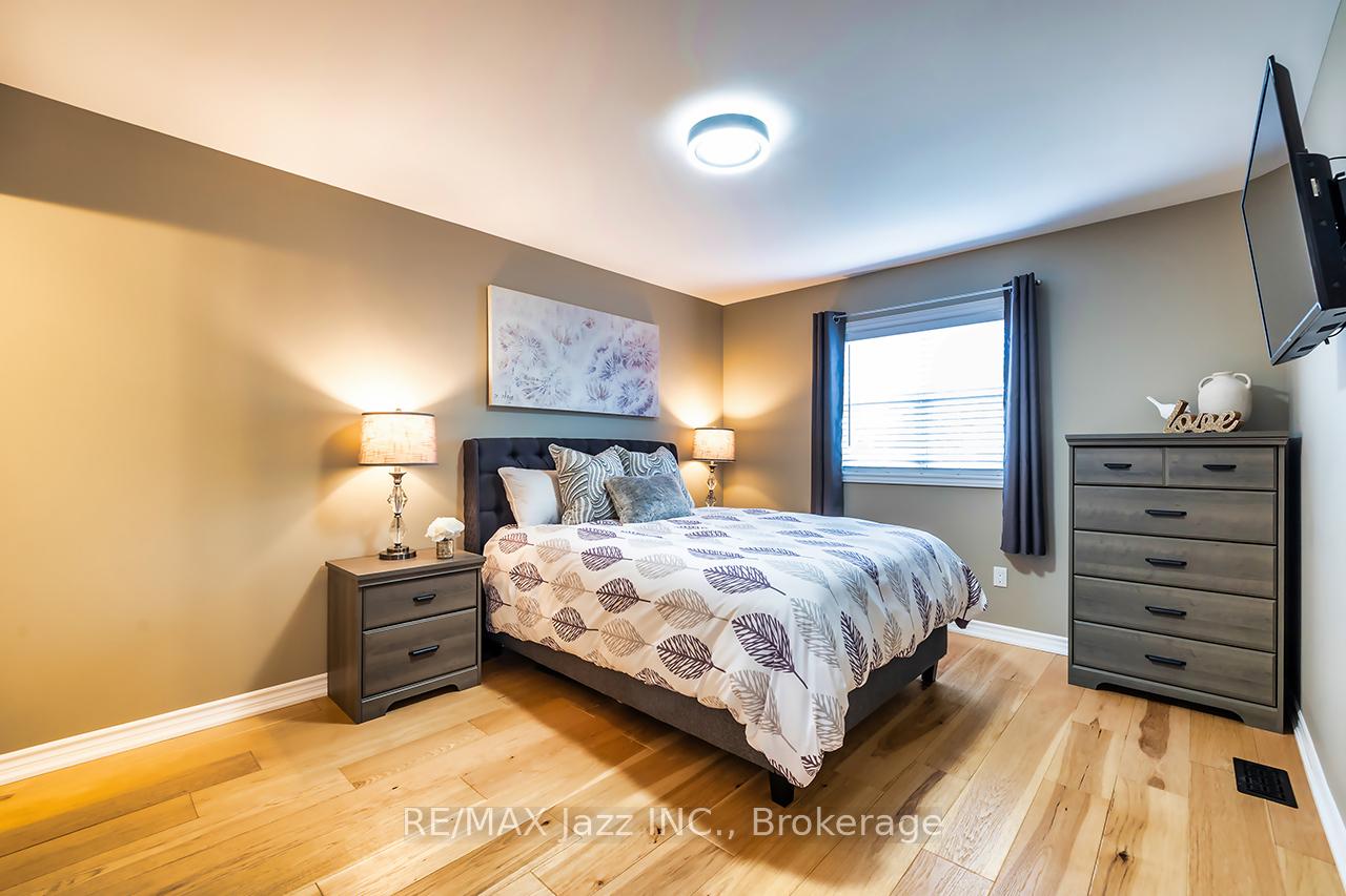 Photo 19 of 706 Ontario Street, Cobourg — HOMEH