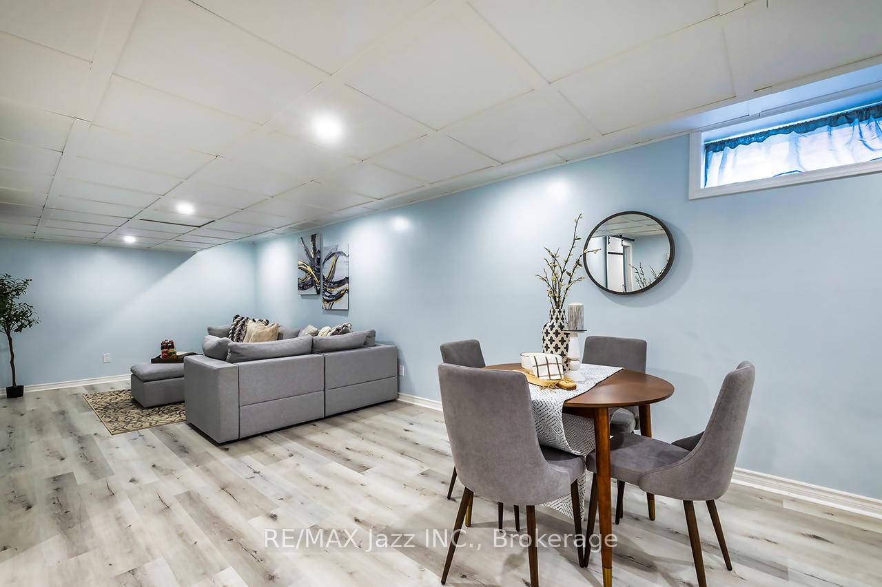 Photo 24 of 706 Ontario Street, Cobourg — HOMEH
