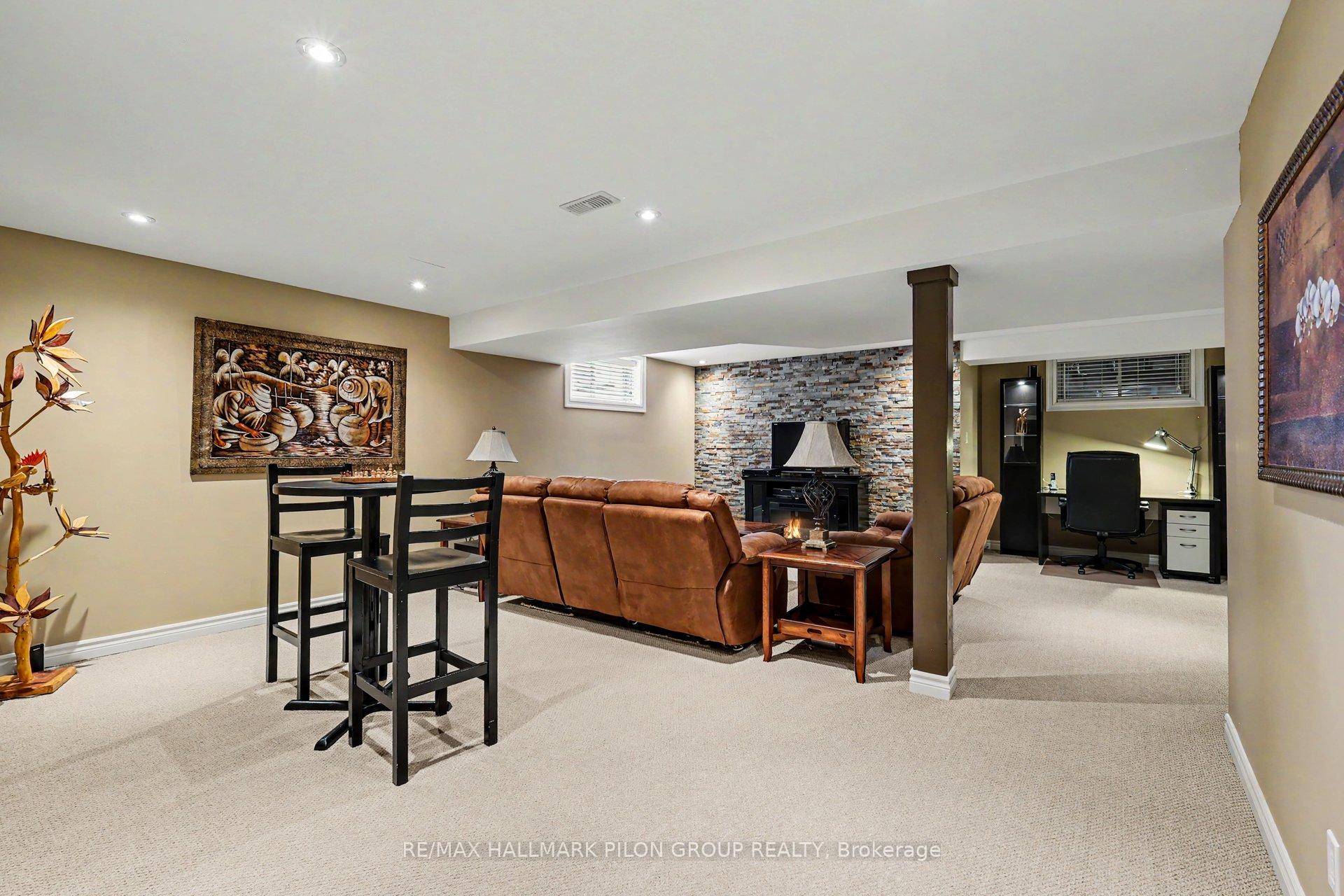 Photo 18 of 26 Honore Crescent, The Nation, Limoges — HOMEH