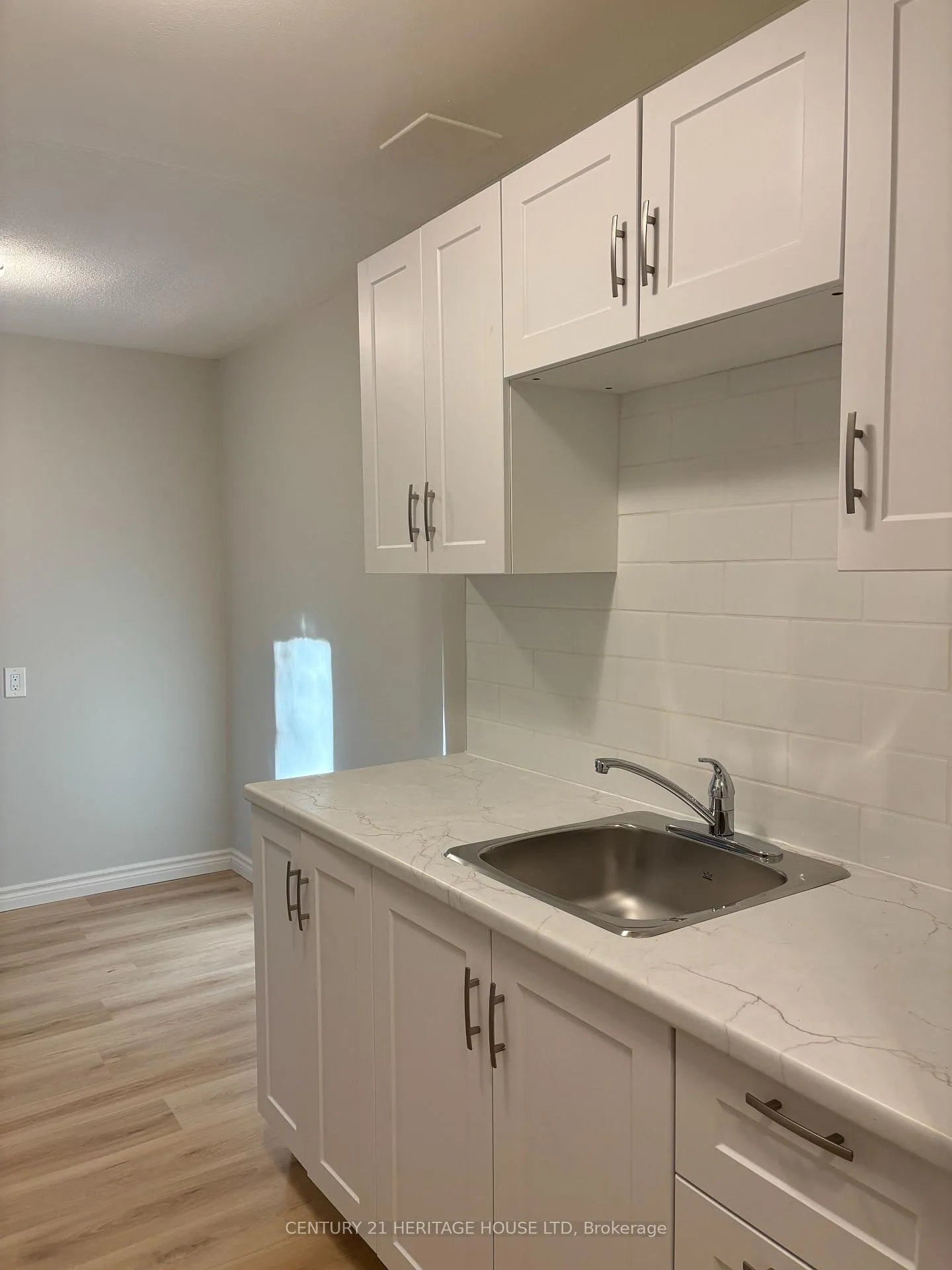Photo 3 of Unit 104, 31 Parkside Drive, St. Thomas — HOMEH