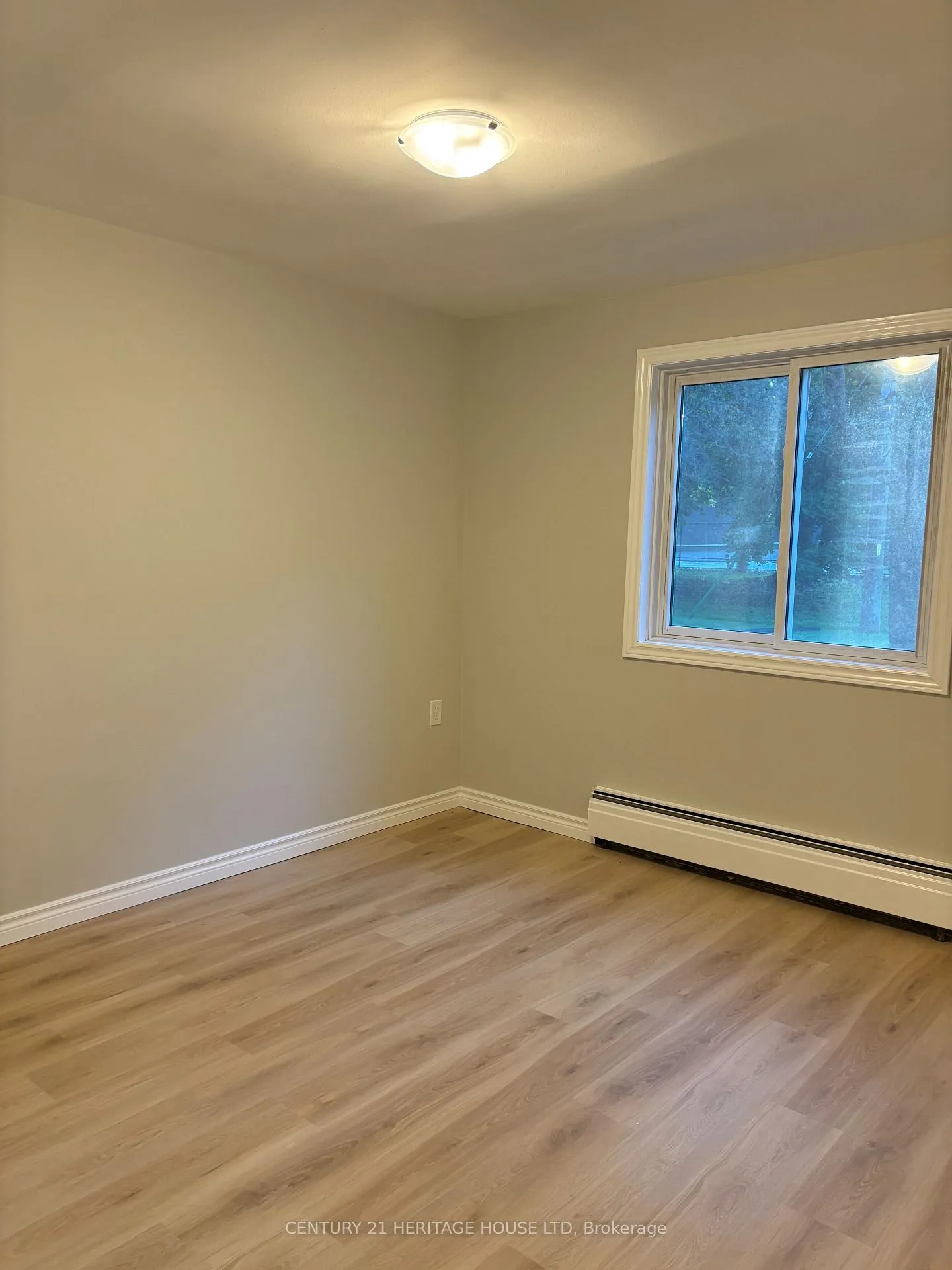 Photo 7 of Unit 104, 31 Parkside Drive, St. Thomas — HOMEH