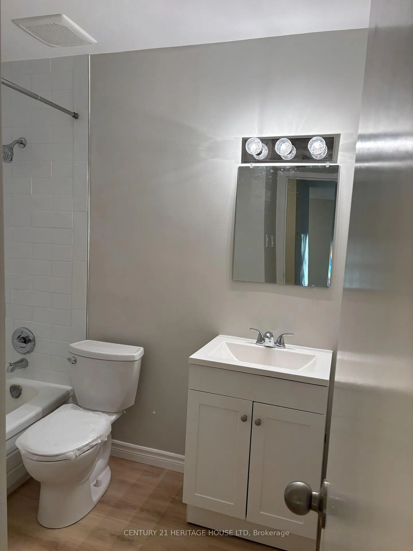 Photo 8 of Unit 104, 31 Parkside Drive, St. Thomas — HOMEH