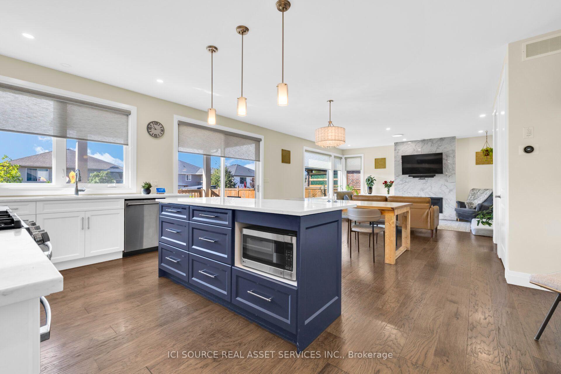 Photo 14 of 155 Whelan Drive, Amherstburg — HOMEH