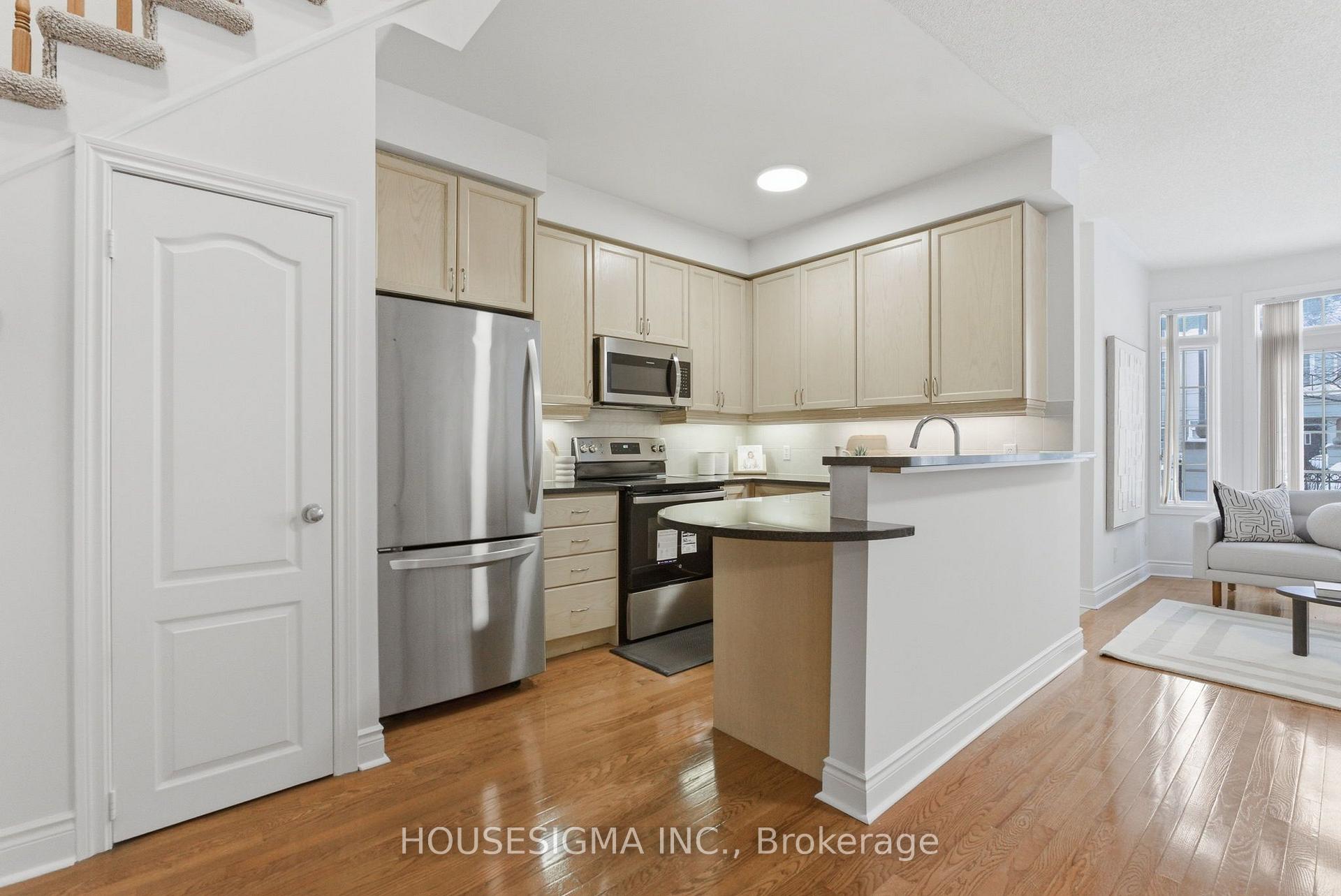 Photo 6 of Unit TH#10, 1 Rean Drive, North York, Bayview Village — HOMEH