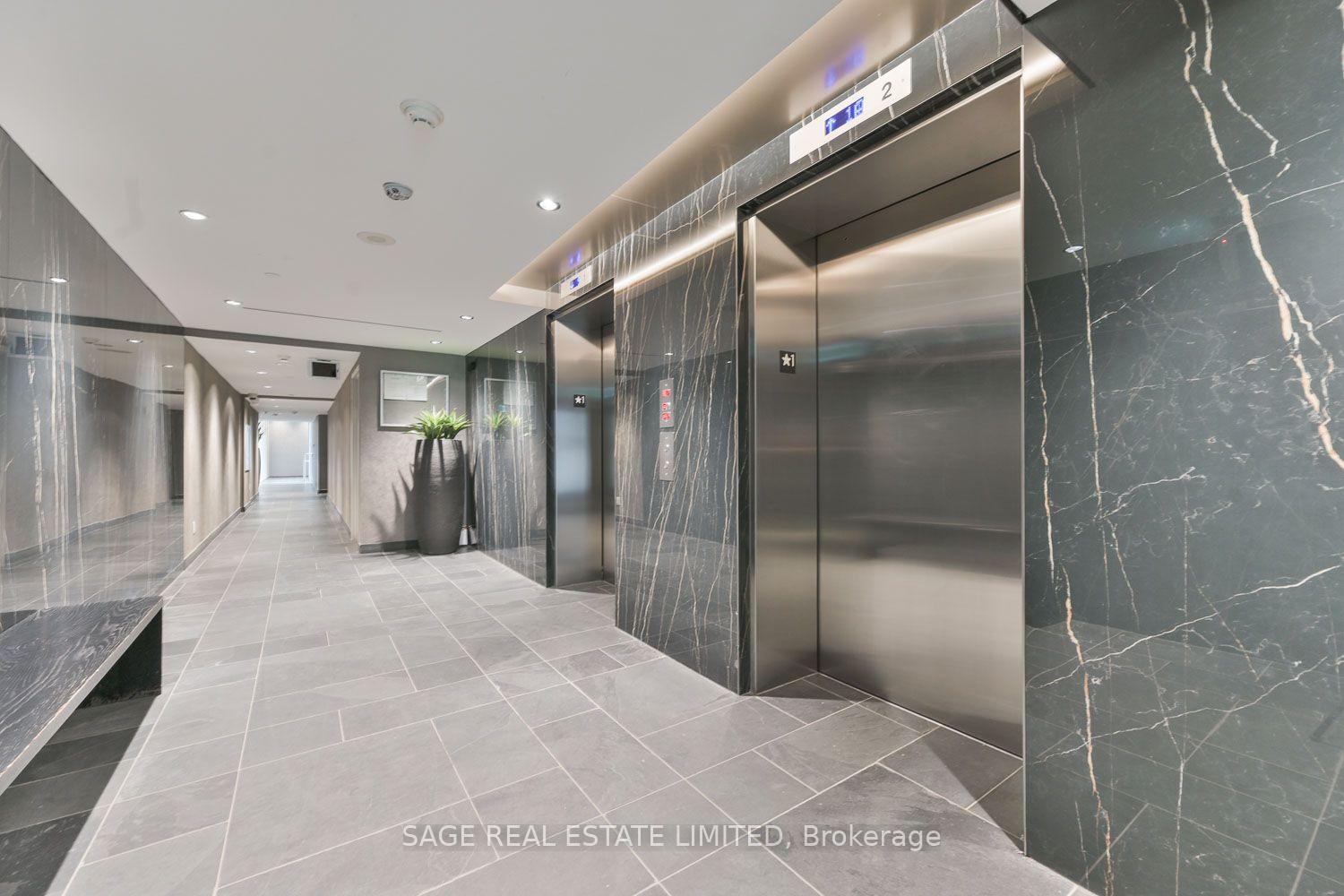 Photo 2 of Unit 914, 95 Bathurst Street, Toronto, Waterfront Communities — HOMEH