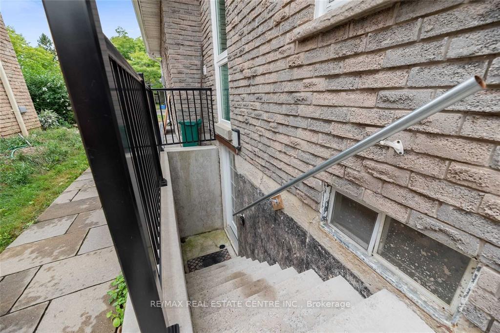 Photo 3 of 265 Coxe Boulevard E, Milton, Timberlea — HOMEH