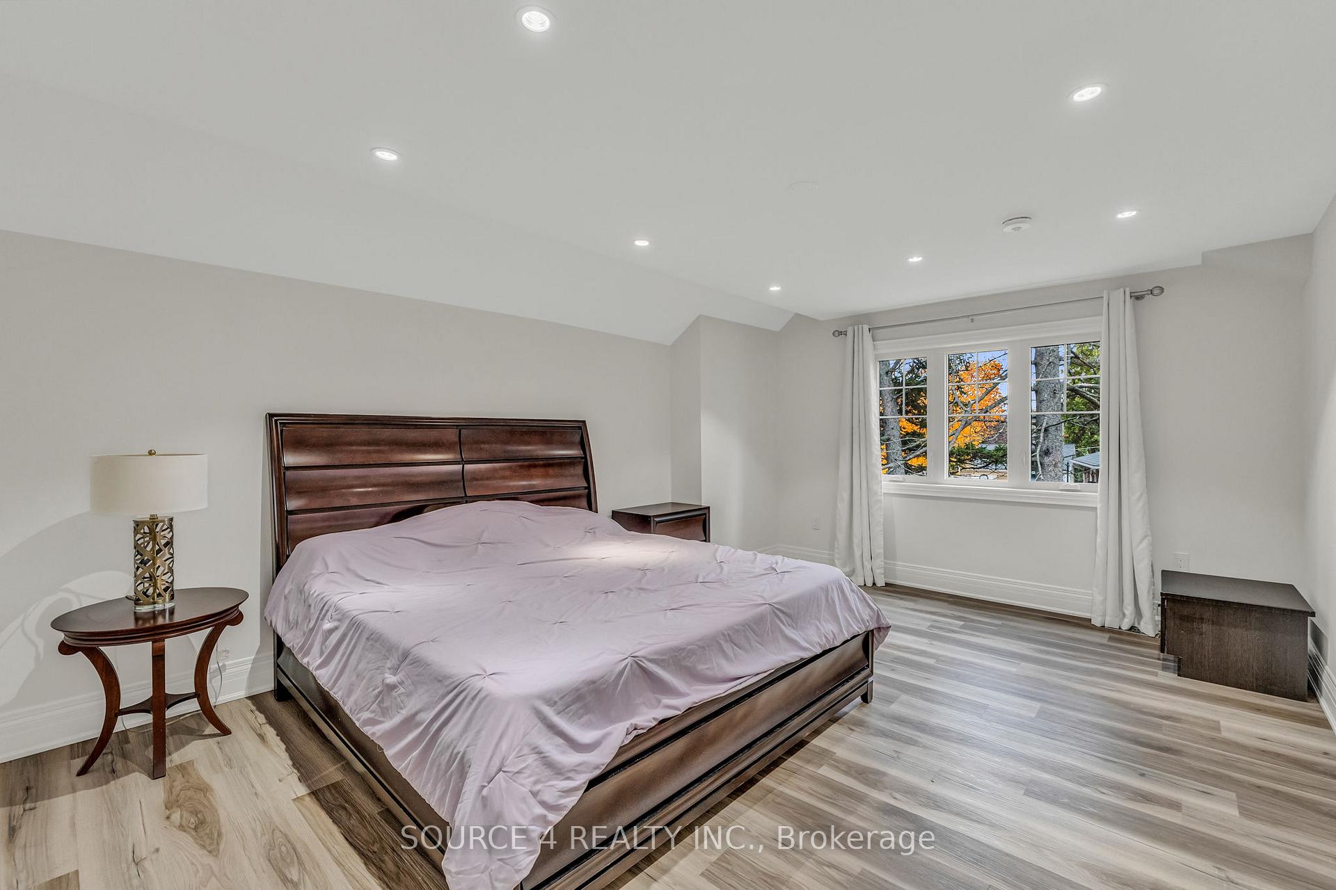 Photo 16 of 1409 Tansley Drive, Oakville, West — HOMEH
