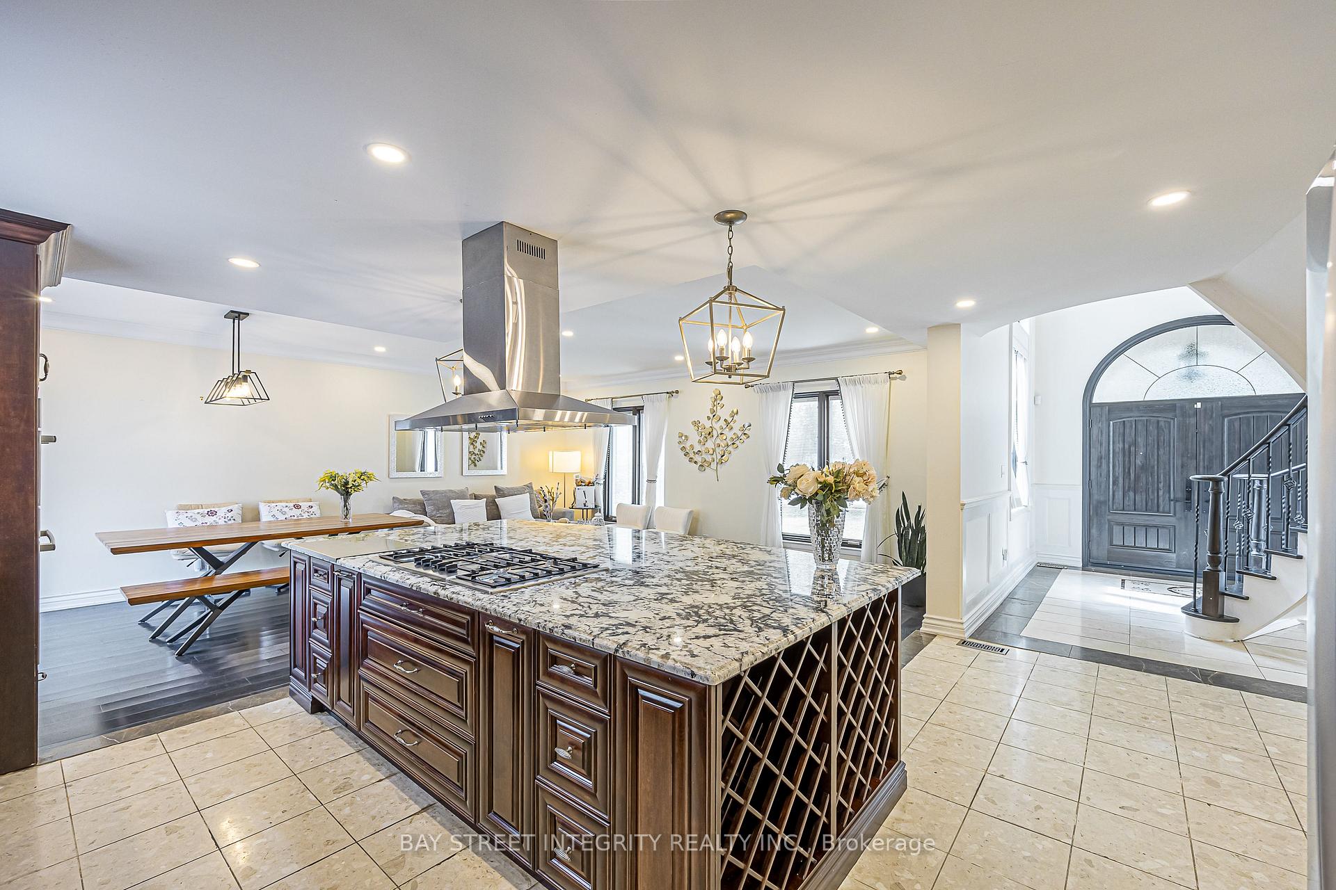 Photo 13 of 33 Deerford Road, North York, Don Valley Village — HOMEH