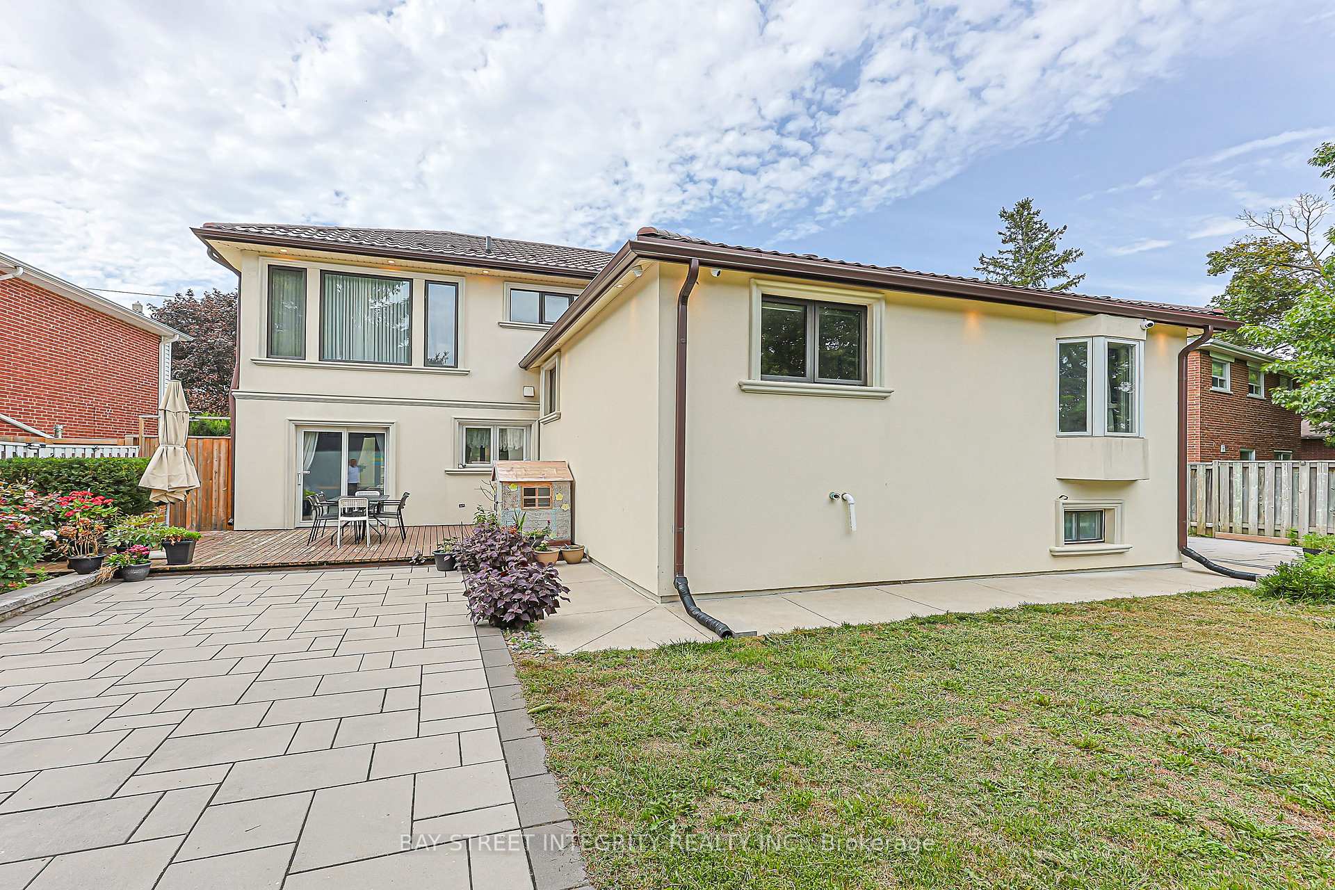 Photo 50 of 33 Deerford Road, North York, Don Valley Village — HOMEH