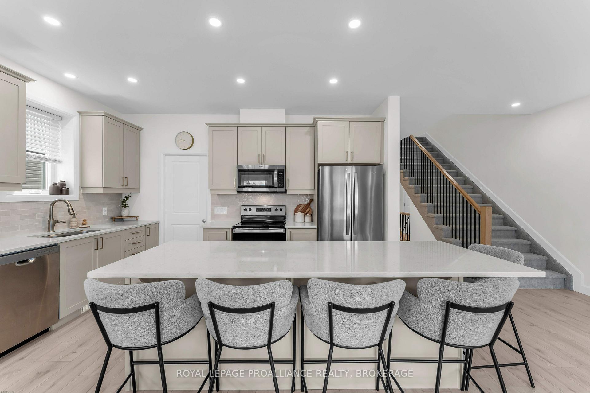 Photo 11 of 24 Walden Pond Drive, Loyalist, Amherstview — HOMEH