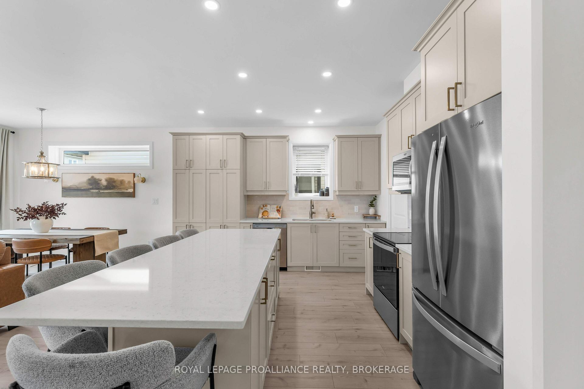 Photo 12 of 24 Walden Pond Drive, Loyalist, Amherstview — HOMEH