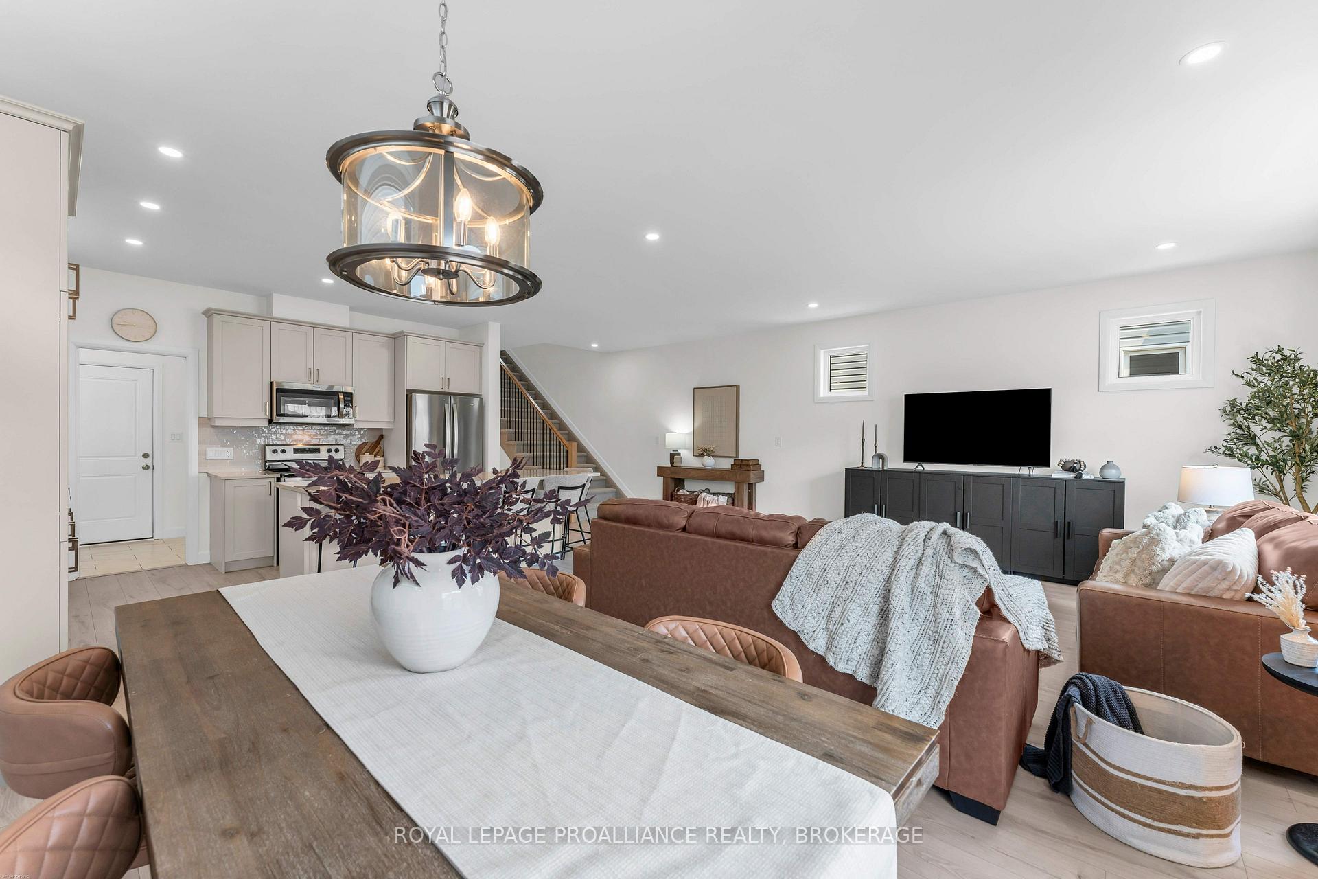 Photo 19 of 24 Walden Pond Drive, Loyalist, Amherstview — HOMEH