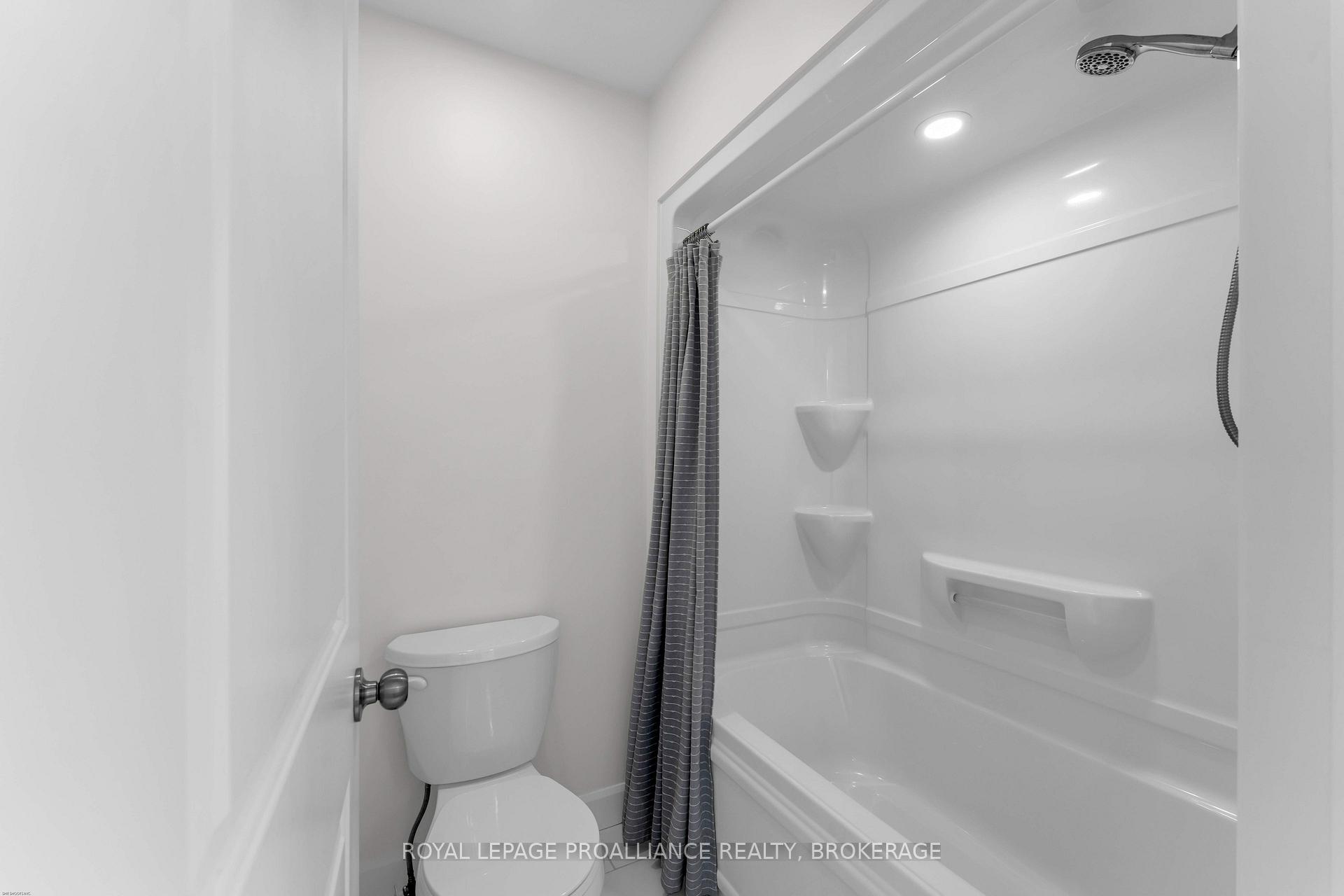 Photo 41 of 24 Walden Pond Drive, Loyalist, Amherstview — HOMEH