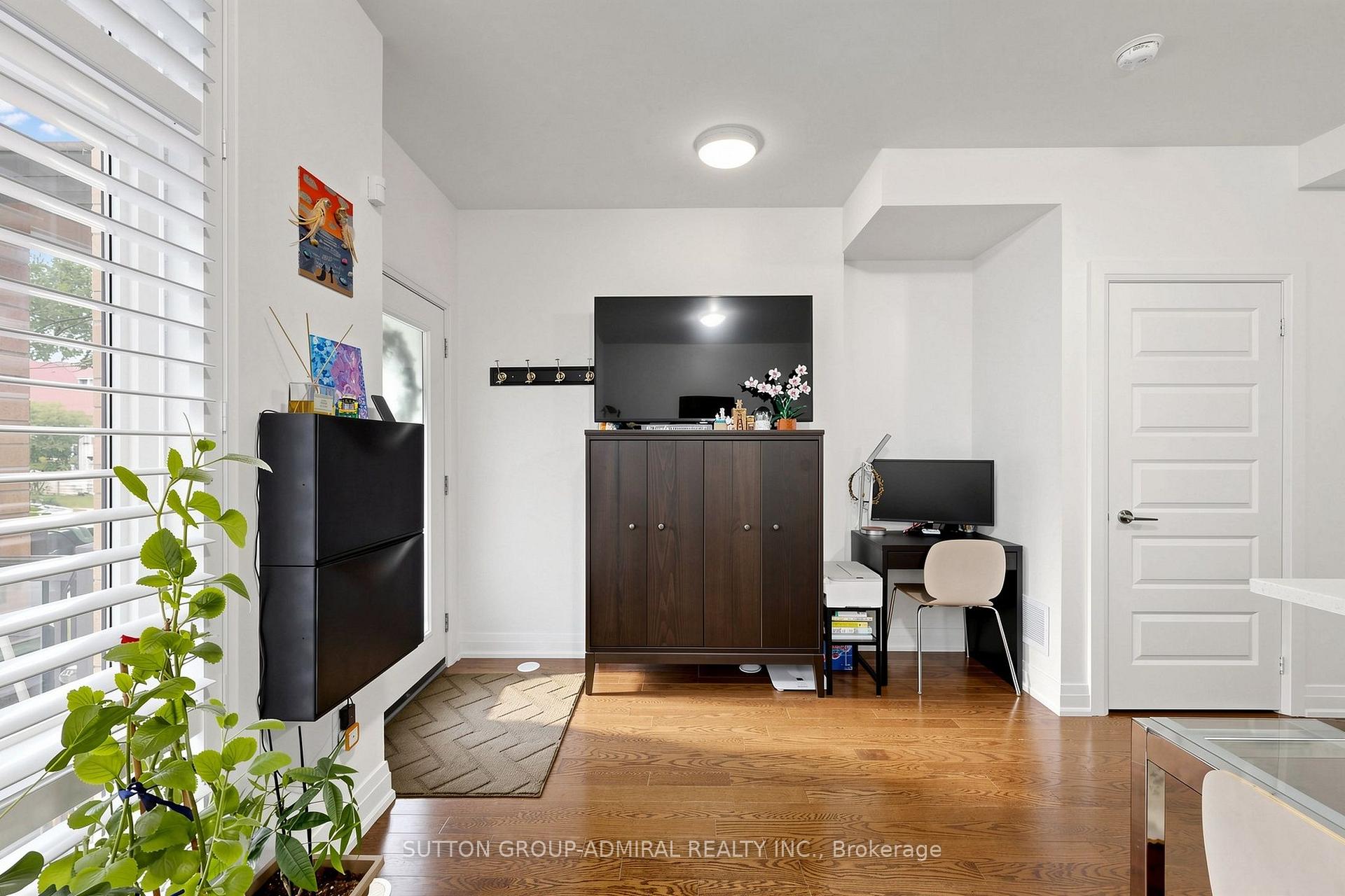 Photo 13 of Unit 41, 19 Eldora Avenue, North York, Newtonbrook West — HOMEH