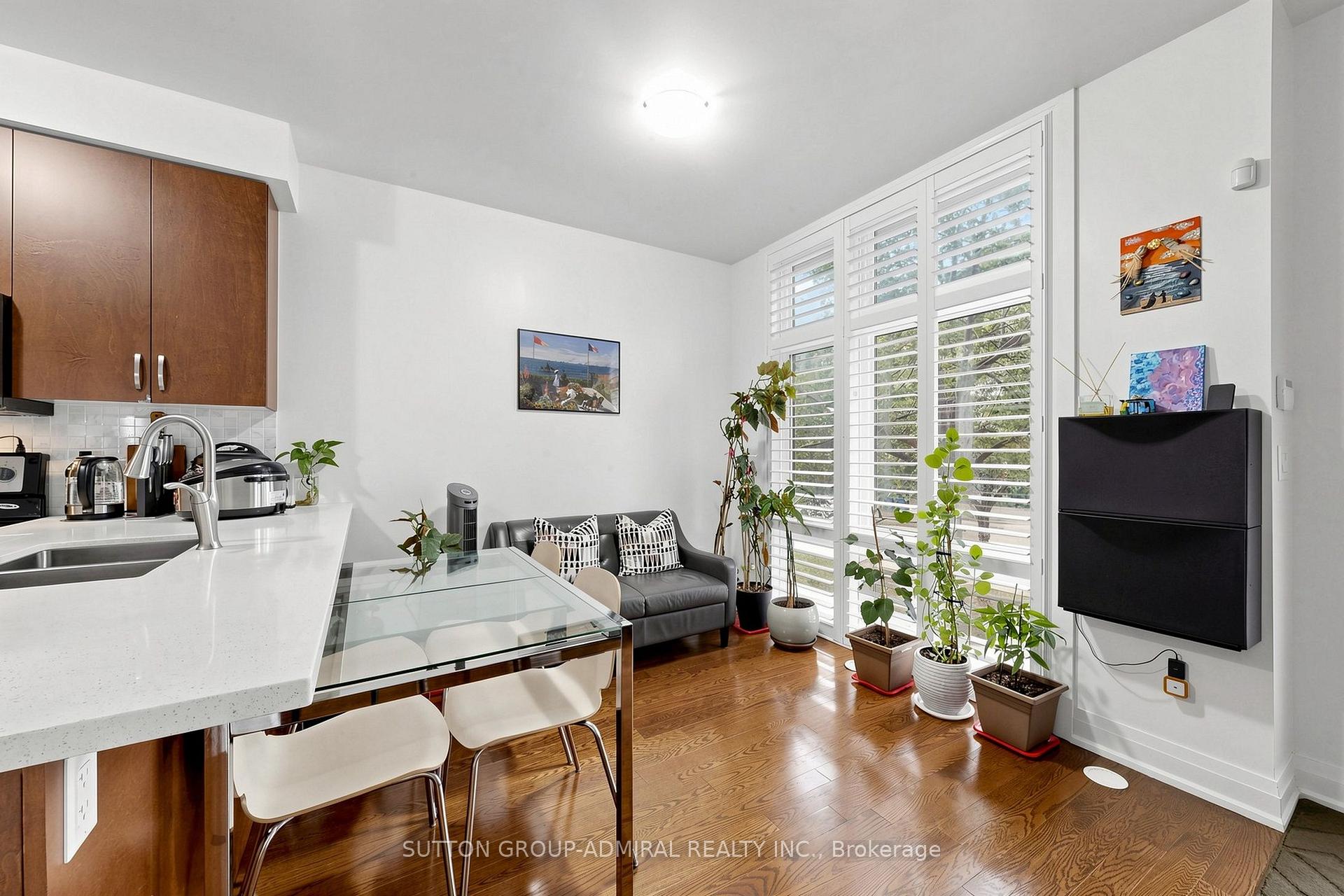 Photo 16 of Unit 41, 19 Eldora Avenue, North York, Newtonbrook West — HOMEH