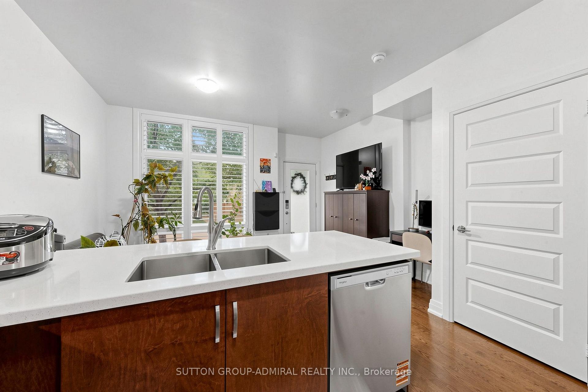 Photo 20 of Unit 41, 19 Eldora Avenue, North York, Newtonbrook West — HOMEH