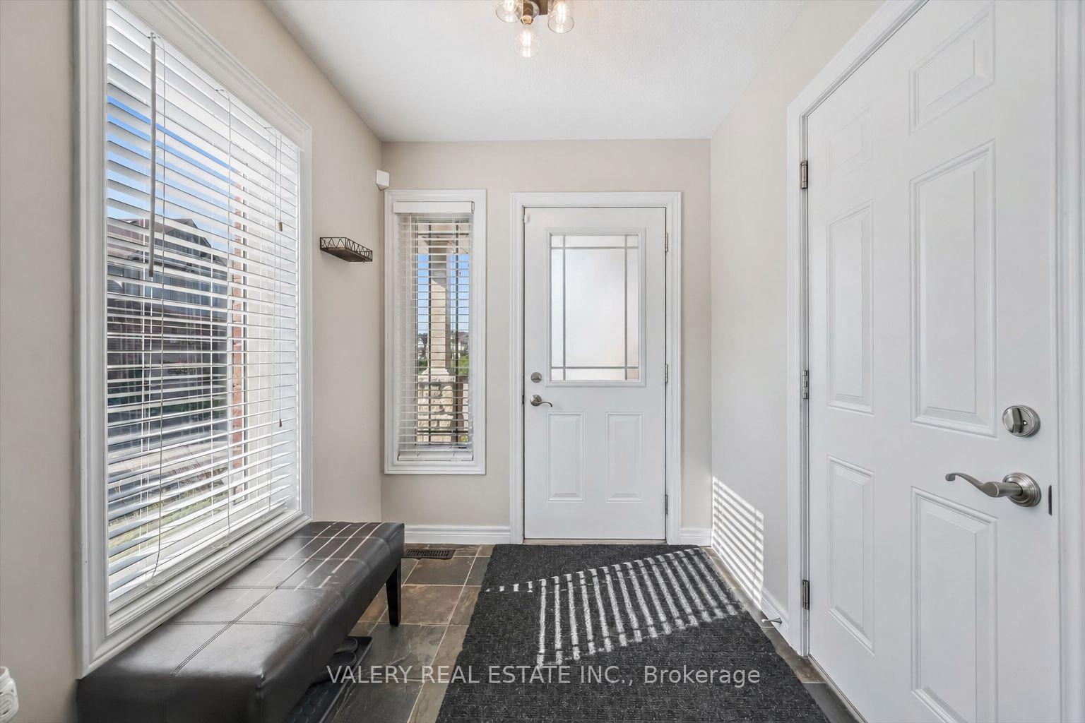 Photo 5 of Unit 26, 355 MacAlister Boulevard, Guelph, Kortright East — HOMEH