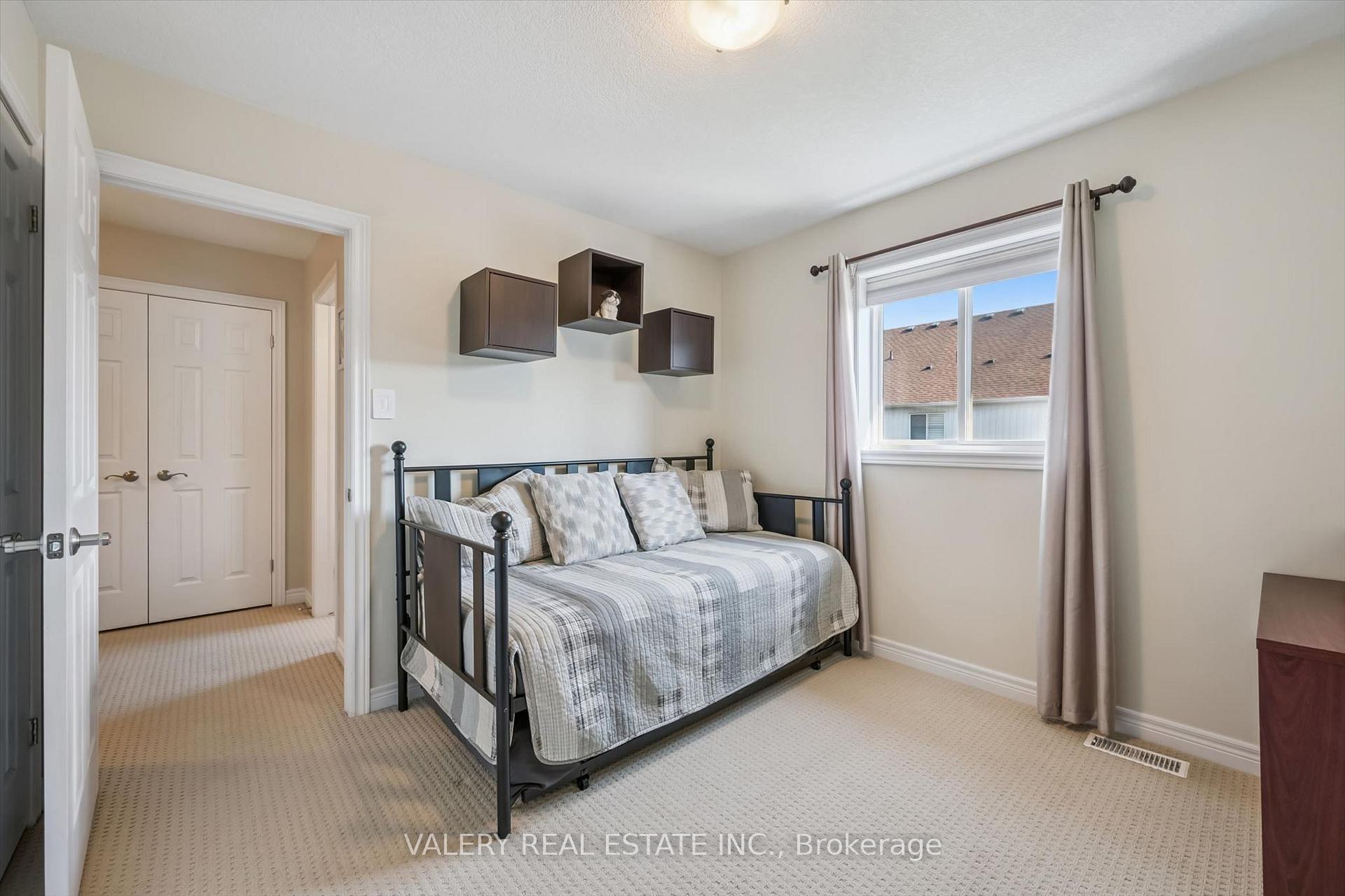 Photo 17 of Unit 26, 355 MacAlister Boulevard, Guelph, Kortright East — HOMEH