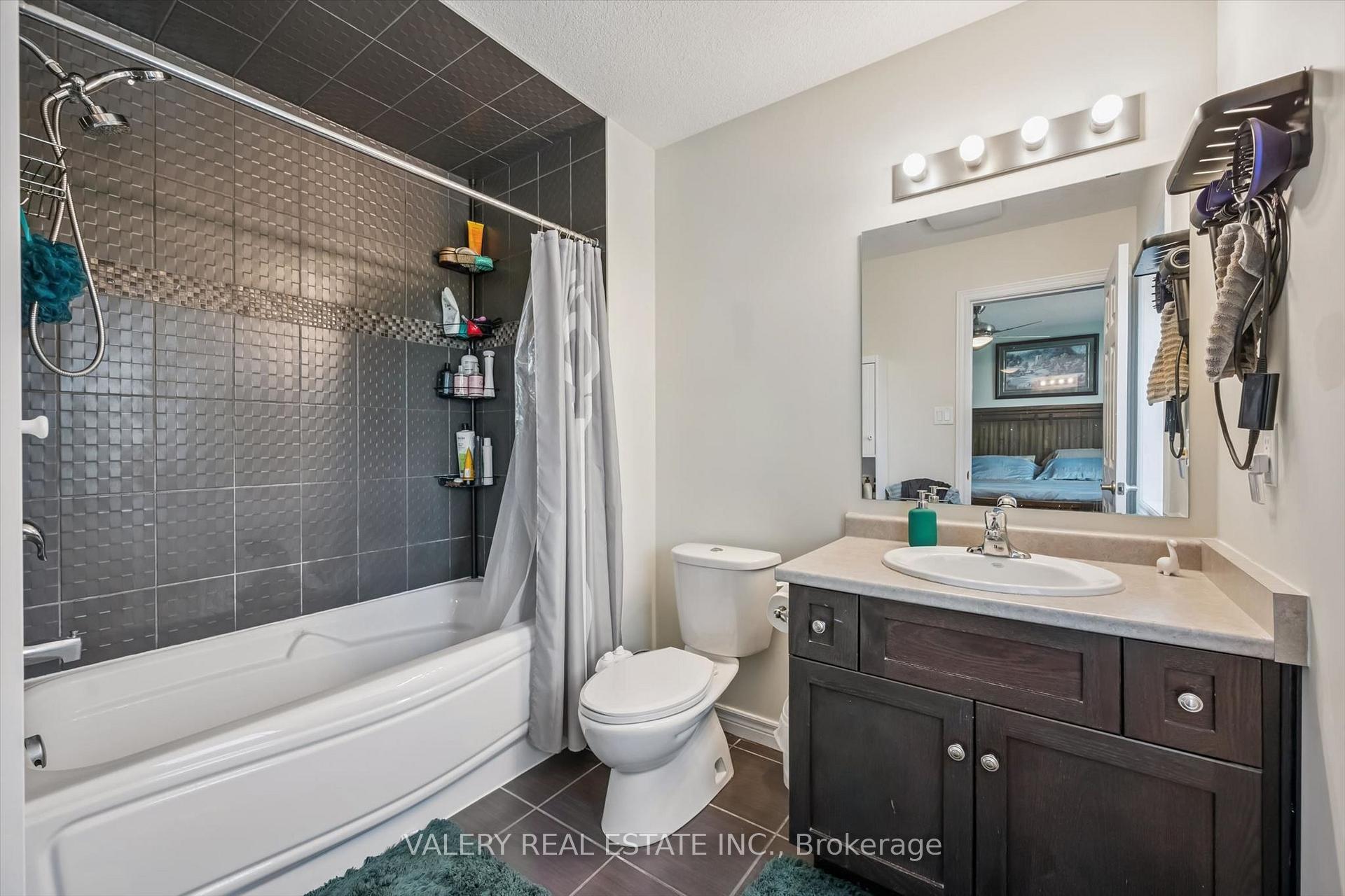 Photo 23 of Unit 26, 355 MacAlister Boulevard, Guelph, Kortright East — HOMEH