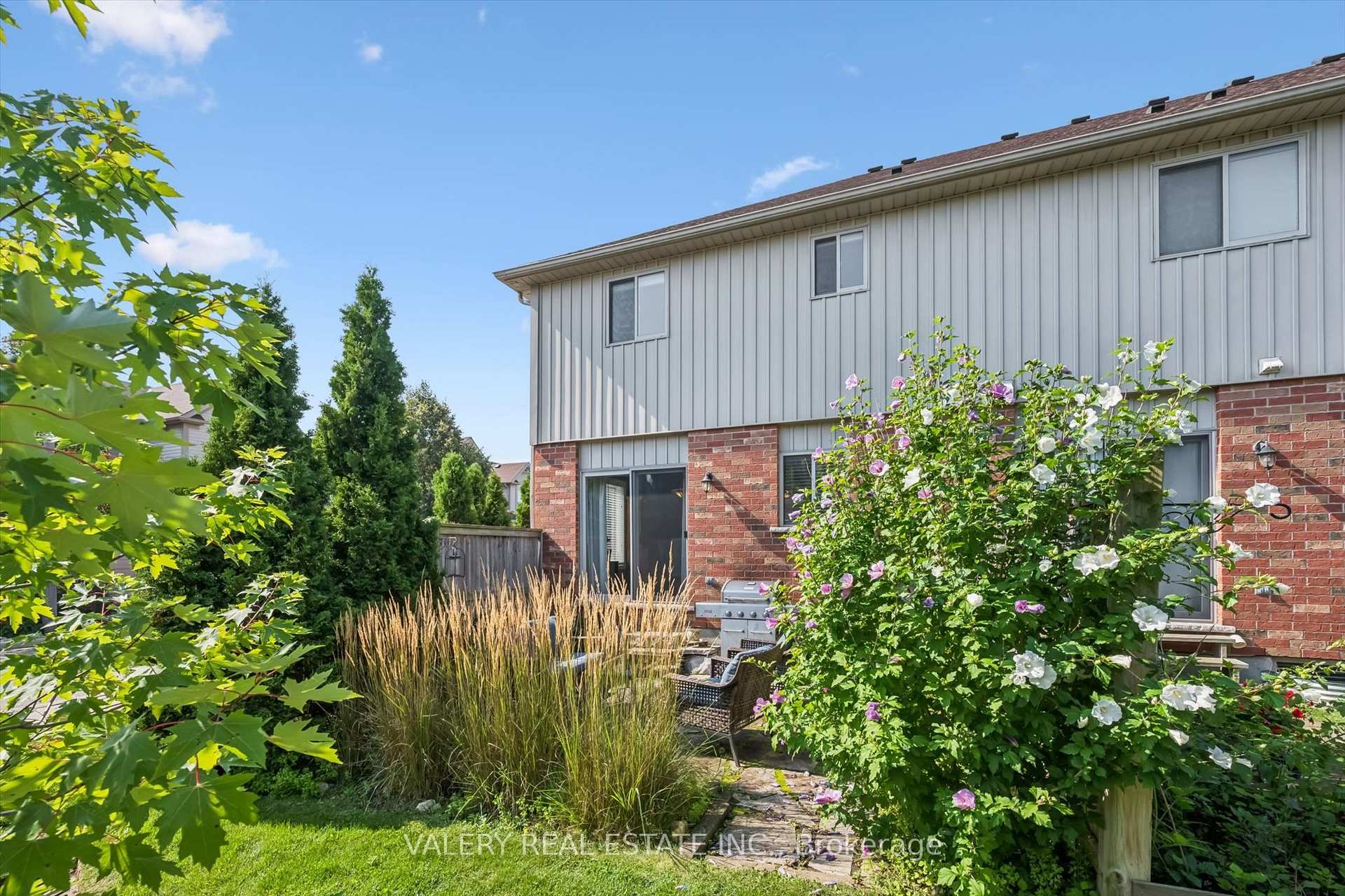 Photo 31 of Unit 26, 355 MacAlister Boulevard, Guelph, Kortright East — HOMEH