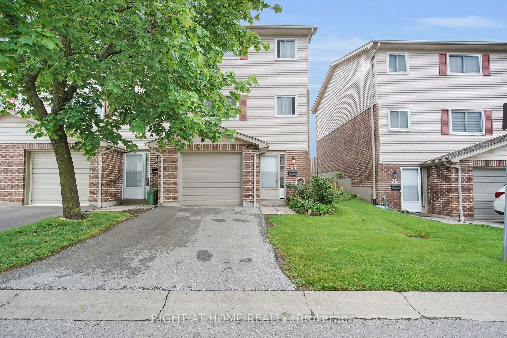 Photo of Unit 25, 450 Pond Mills Road