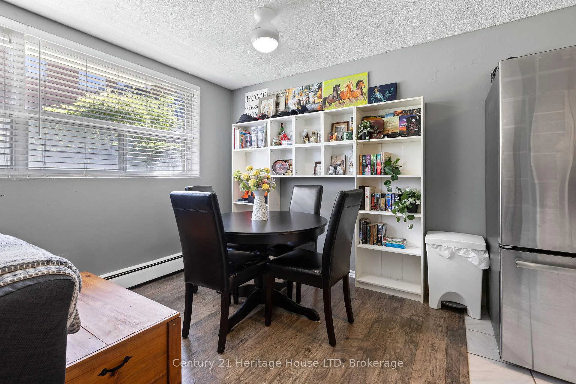 Photo 7 of 242 Oakdale Avenue, St. Catharines, Oakdale — HOMEH