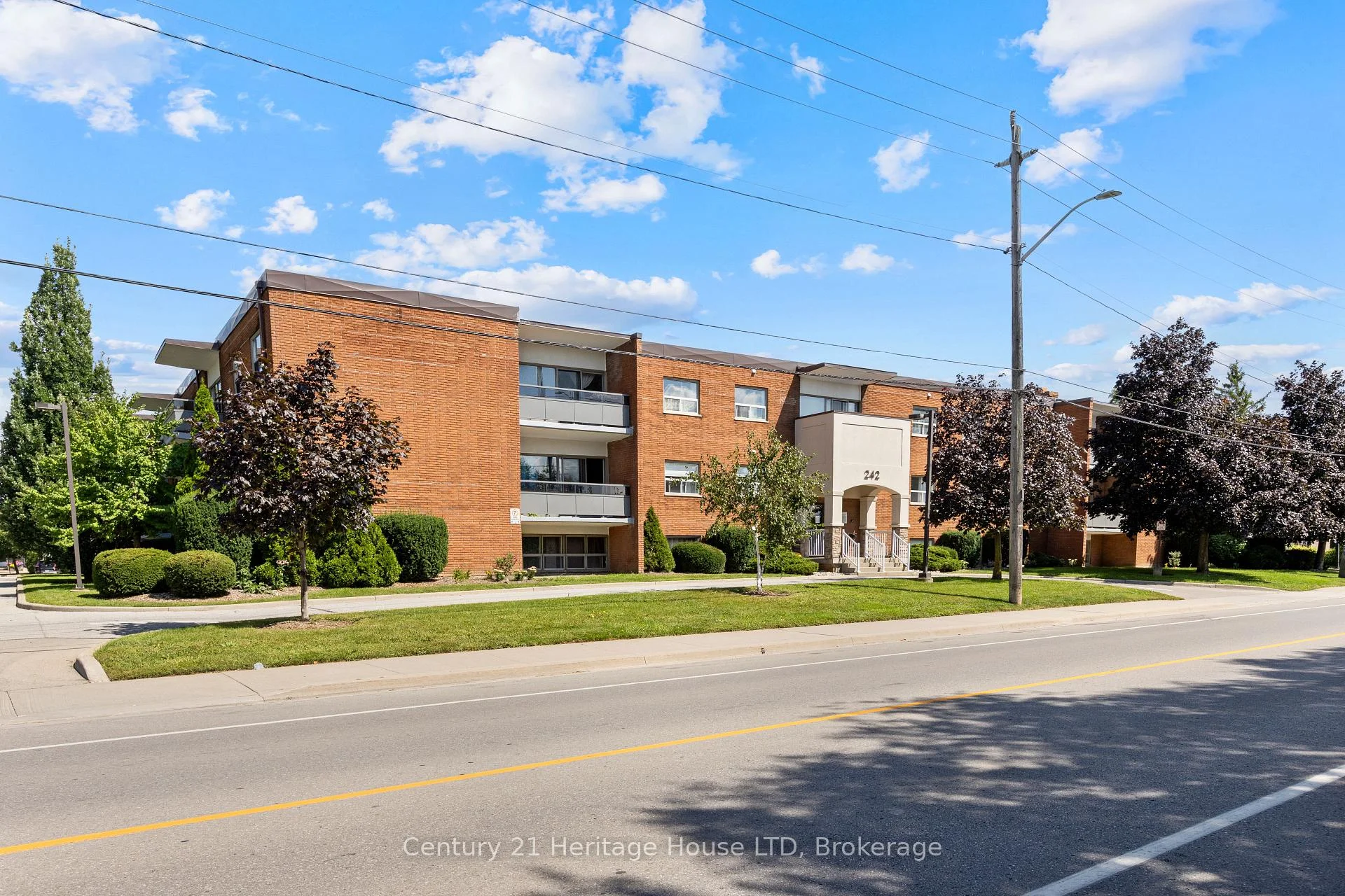Photo 26 of 242 Oakdale Avenue, St. Catharines, Oakdale — HOMEH