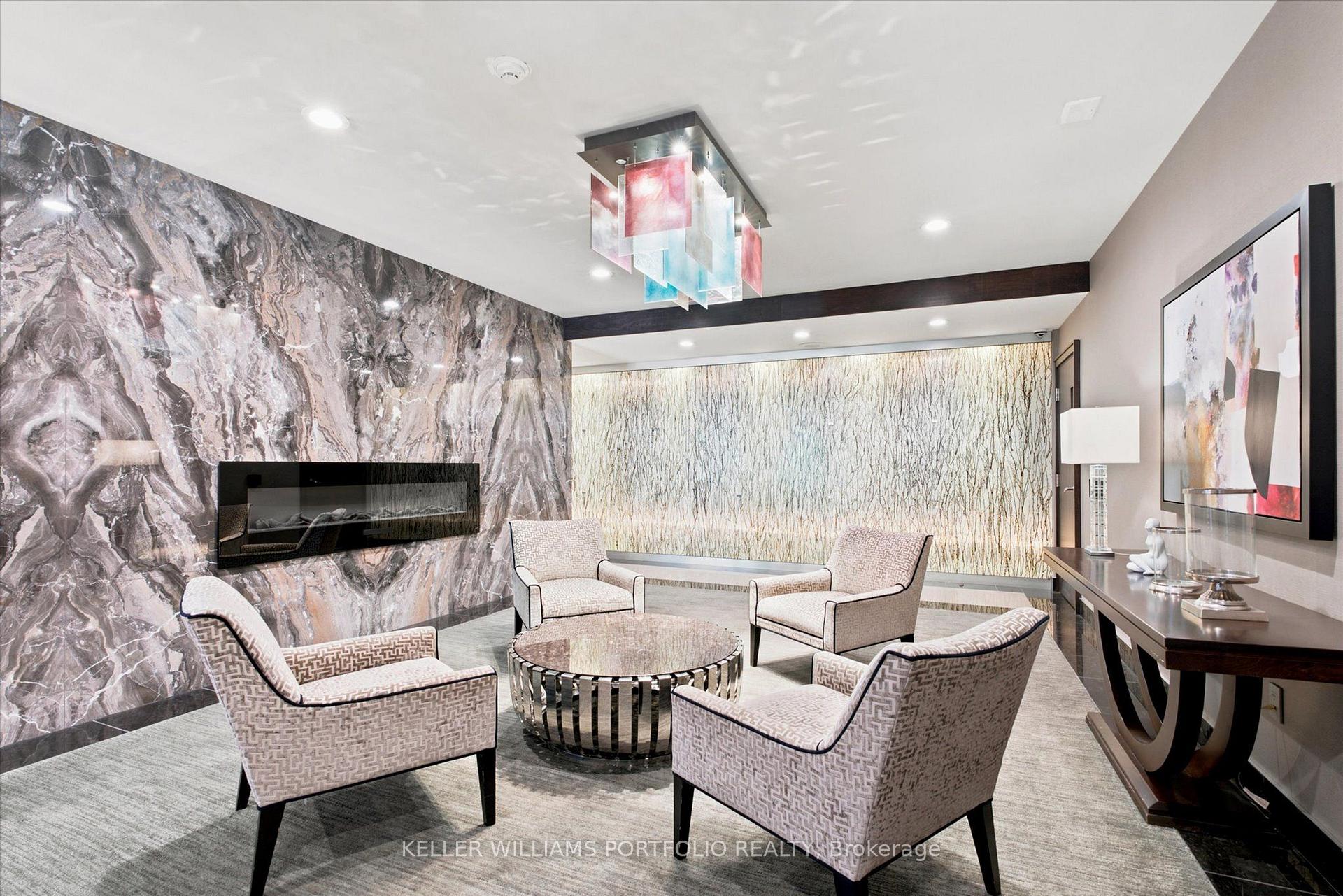 Photo 7 of Unit 515, 7601 Bathurst Street, Vaughan, Crestwood-Springfarm-Yorkhill — HOMEH