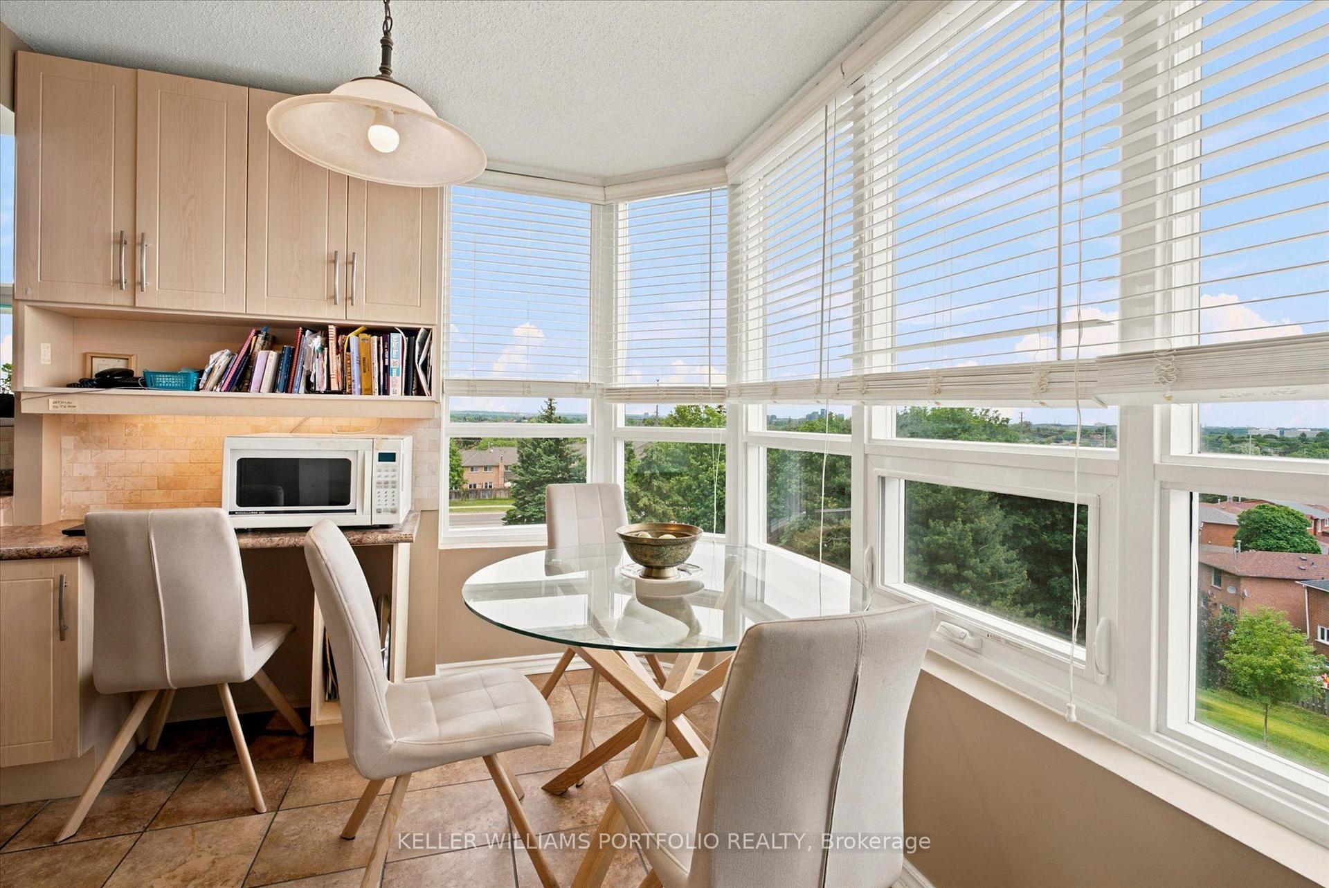 Photo 19 of Unit 515, 7601 Bathurst Street, Vaughan, Crestwood-Springfarm-Yorkhill — HOMEH