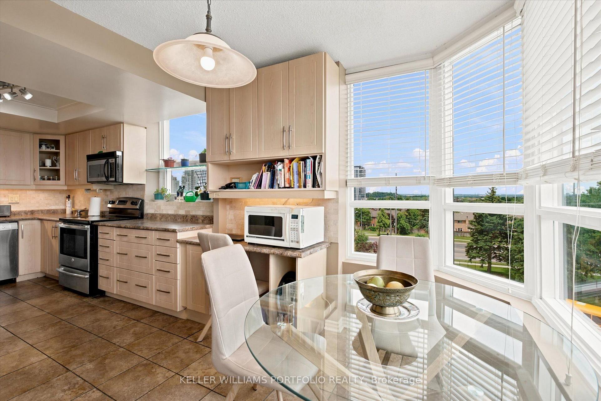 Photo 20 of Unit 515, 7601 Bathurst Street, Vaughan, Crestwood-Springfarm-Yorkhill — HOMEH