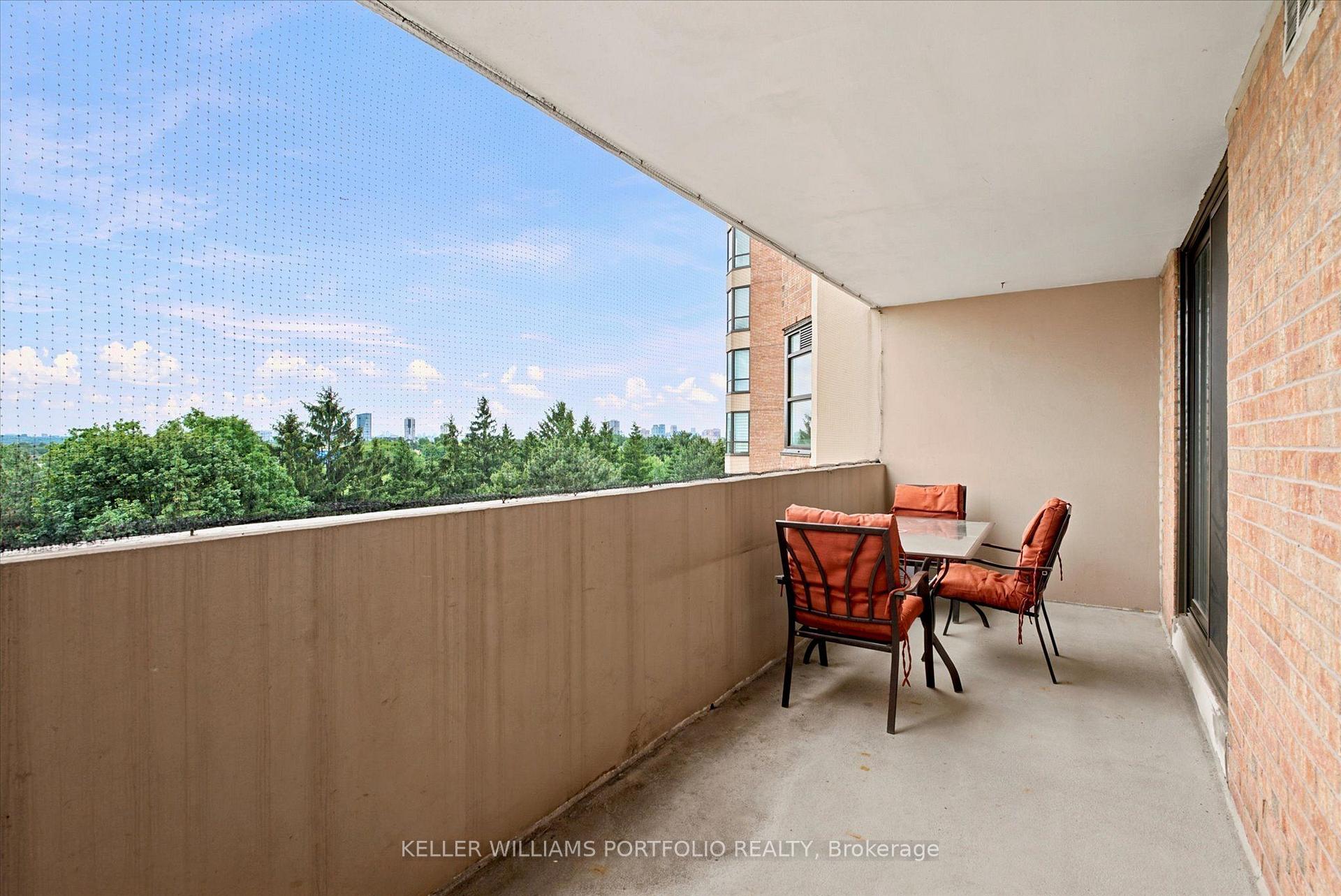 Photo 38 of Unit 515, 7601 Bathurst Street, Vaughan, Crestwood-Springfarm-Yorkhill — HOMEH