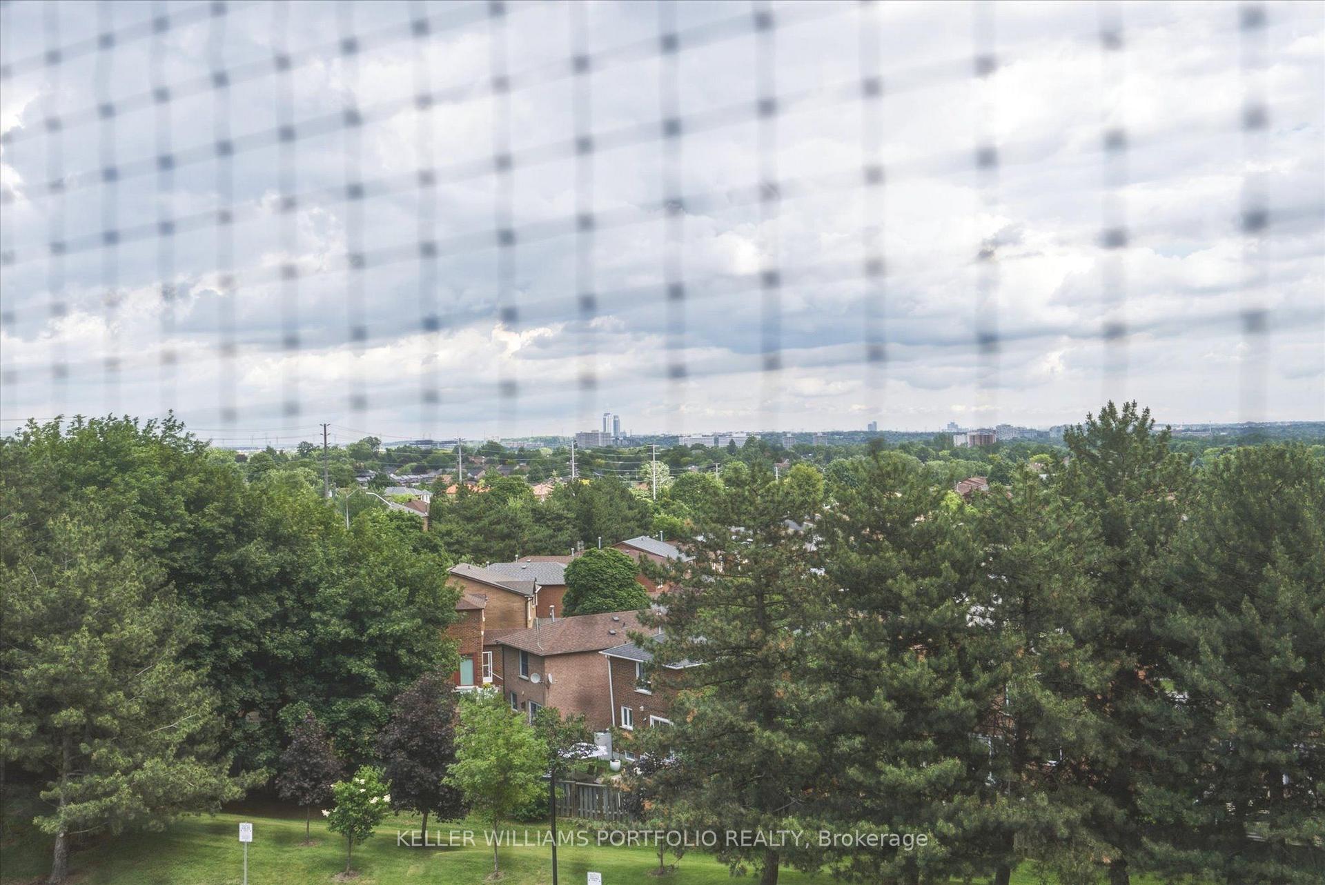 Photo 42 of Unit 515, 7601 Bathurst Street, Vaughan, Crestwood-Springfarm-Yorkhill — HOMEH