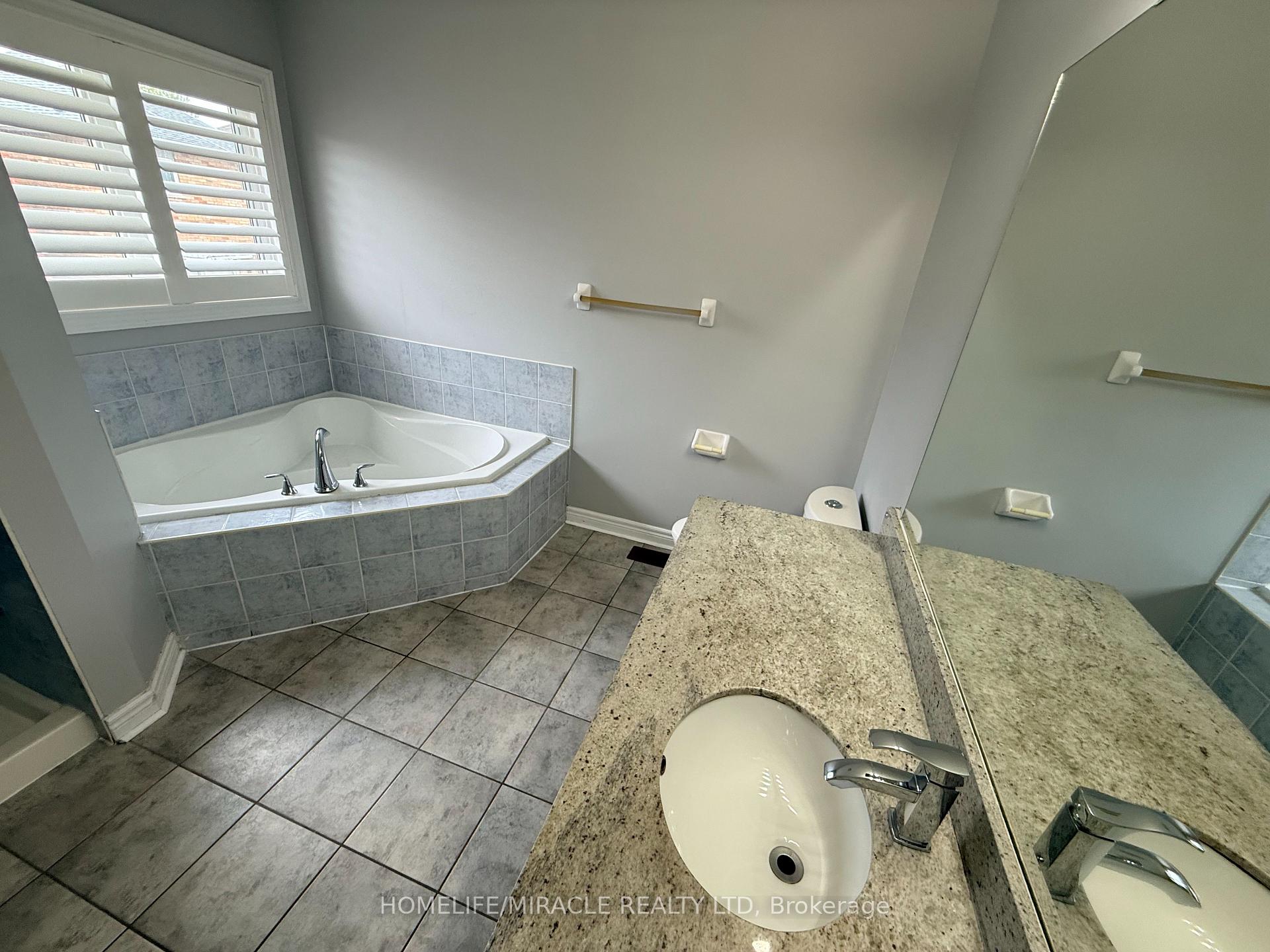 Photo 24 of 37 Rachett Road, Markham, Greensborough — HOMEH