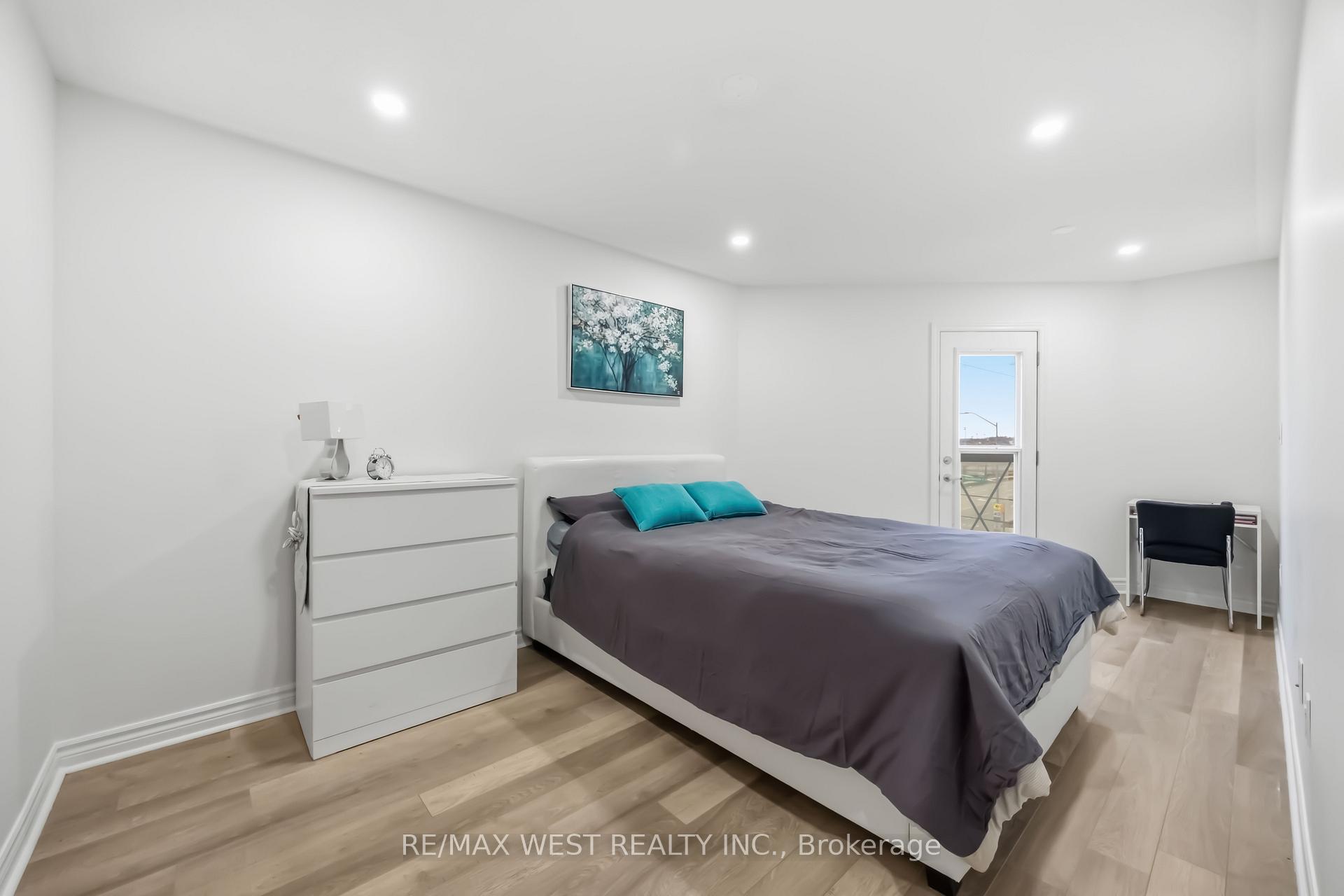 Photo 21 of Unit 32, 3905 Major MacKenzie Drive, Vaughan, Vellore Village — HOMEH
