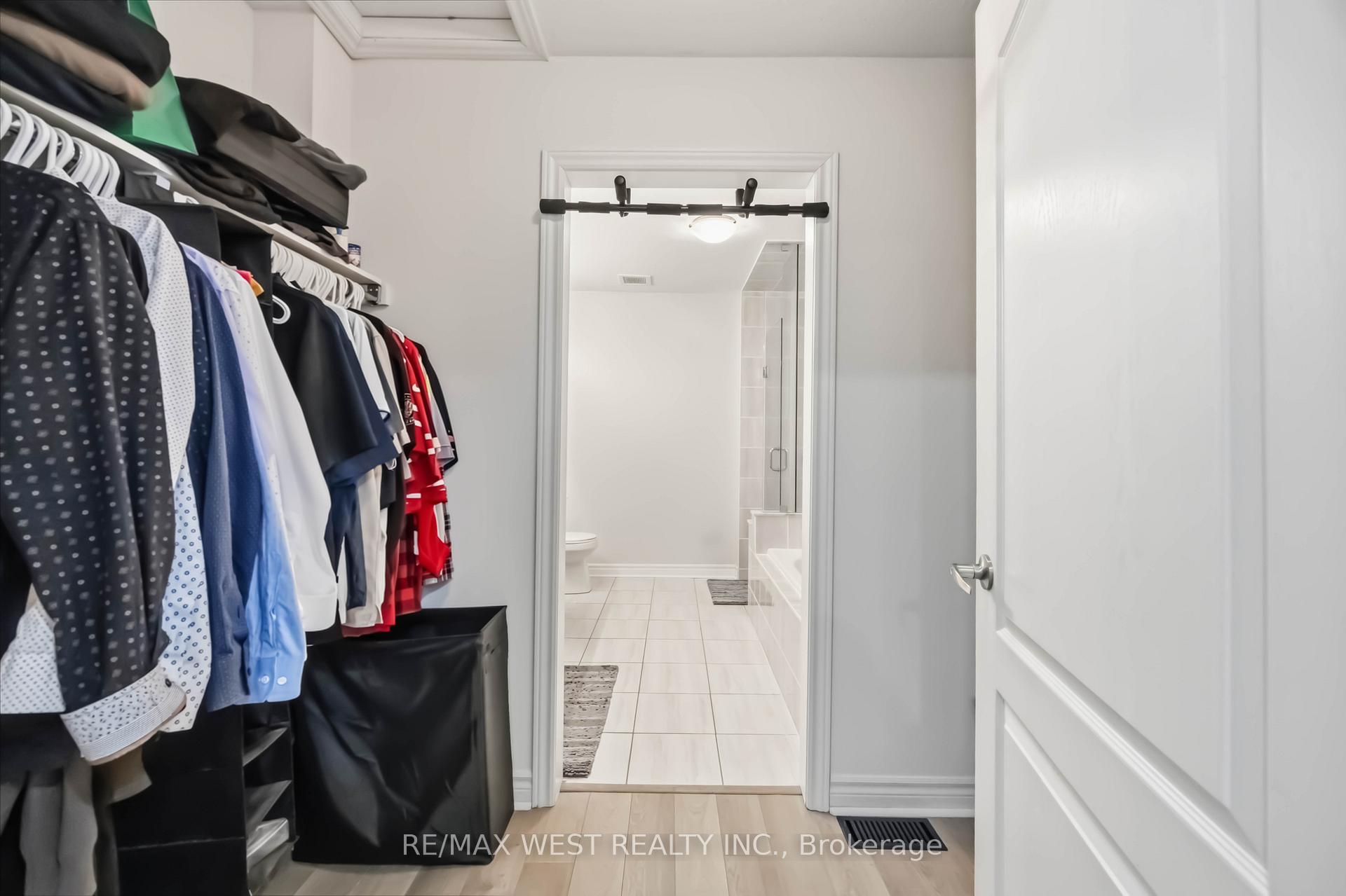 Photo 23 of Unit 32, 3905 Major MacKenzie Drive, Vaughan, Vellore Village — HOMEH