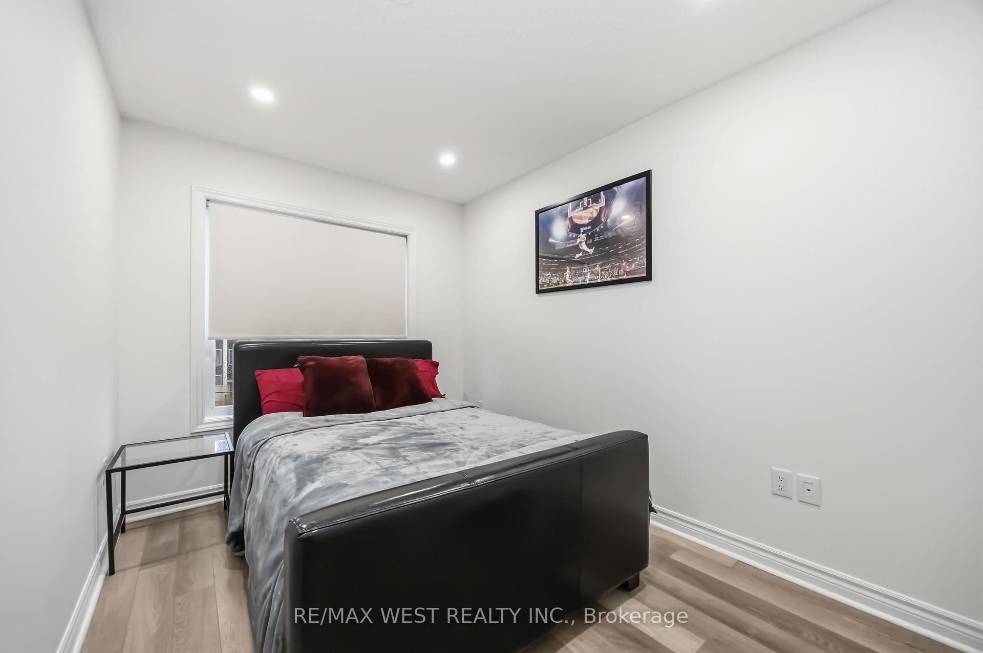 Photo 26 of Unit 32, 3905 Major MacKenzie Drive, Vaughan, Vellore Village — HOMEH