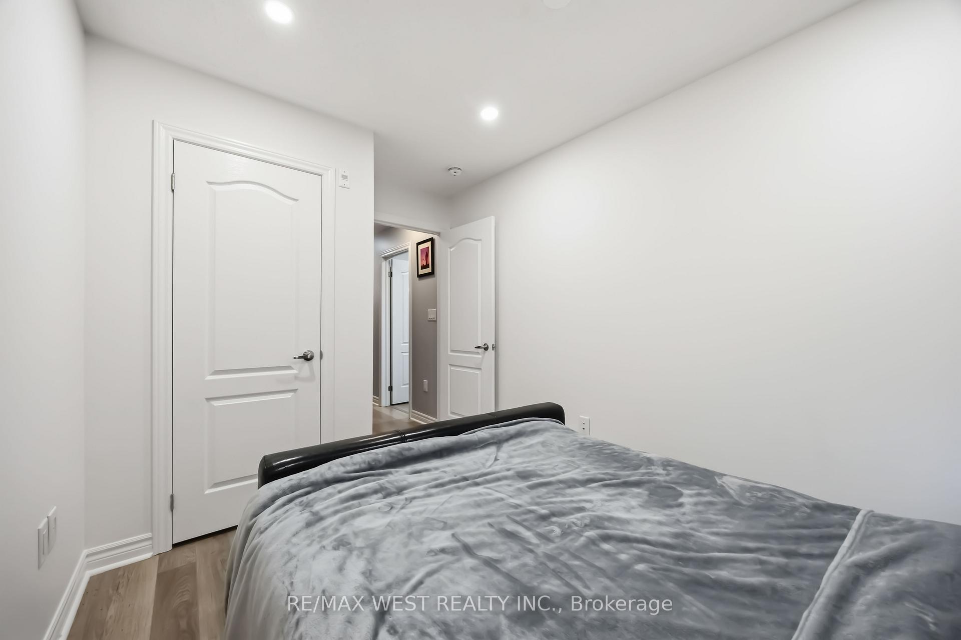 Photo 27 of Unit 32, 3905 Major MacKenzie Drive, Vaughan, Vellore Village — HOMEH