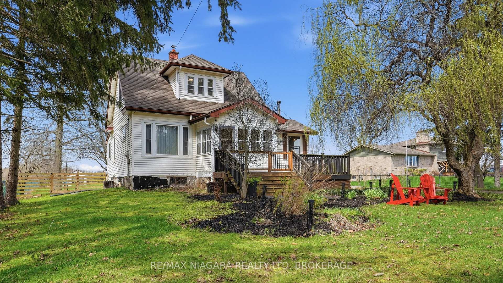 Photo 47 of 106 Colborne Street, Welland, Broadway — HOMEH