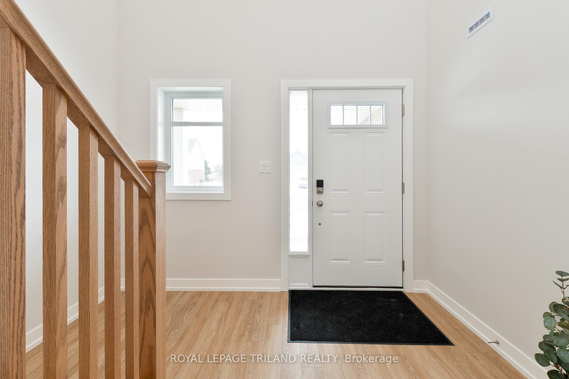 Photo 5 of 112 Styles Drive, St. Thomas — HOMEH
