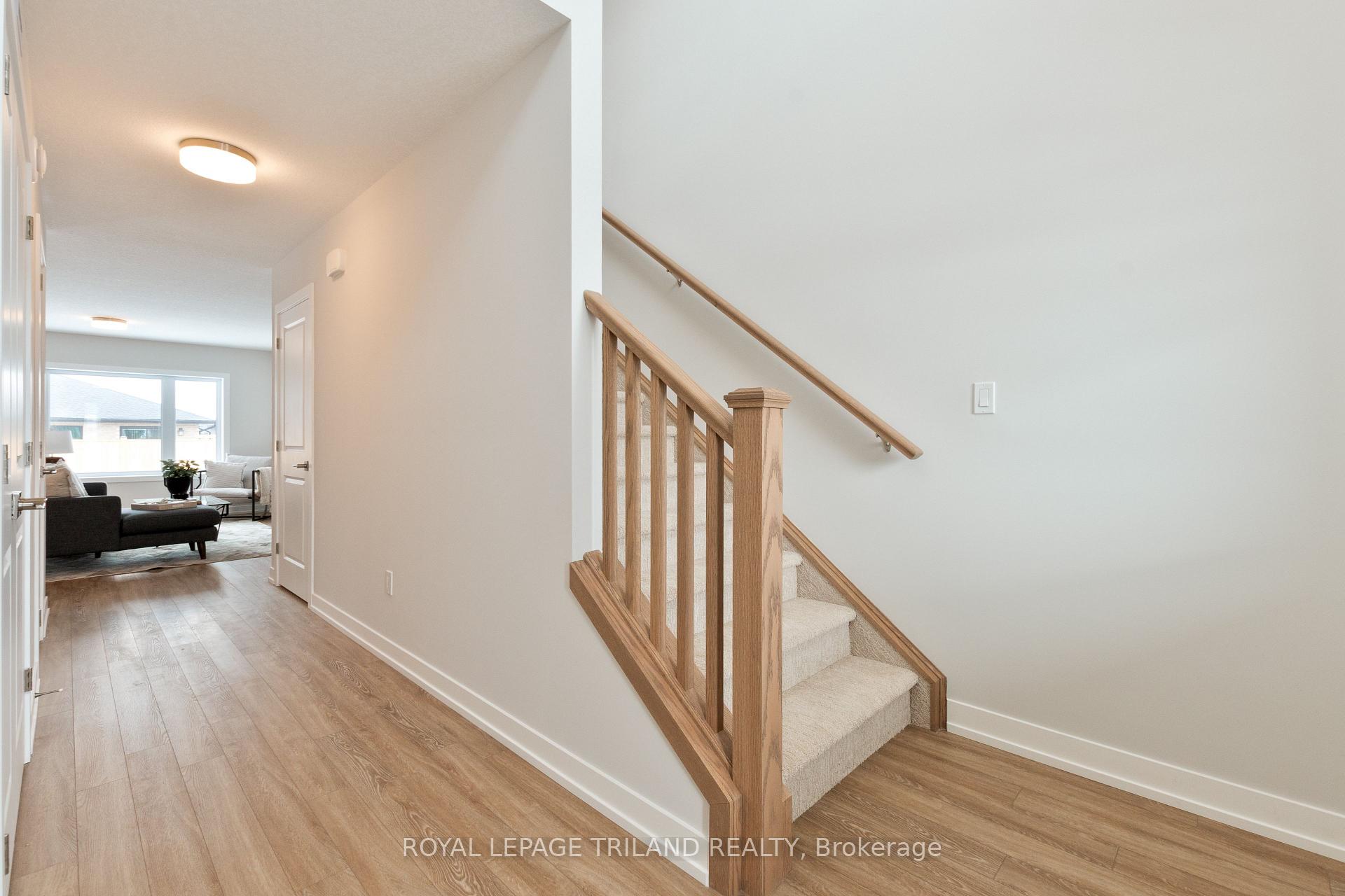 Photo 6 of 112 Styles Drive, St. Thomas — HOMEH