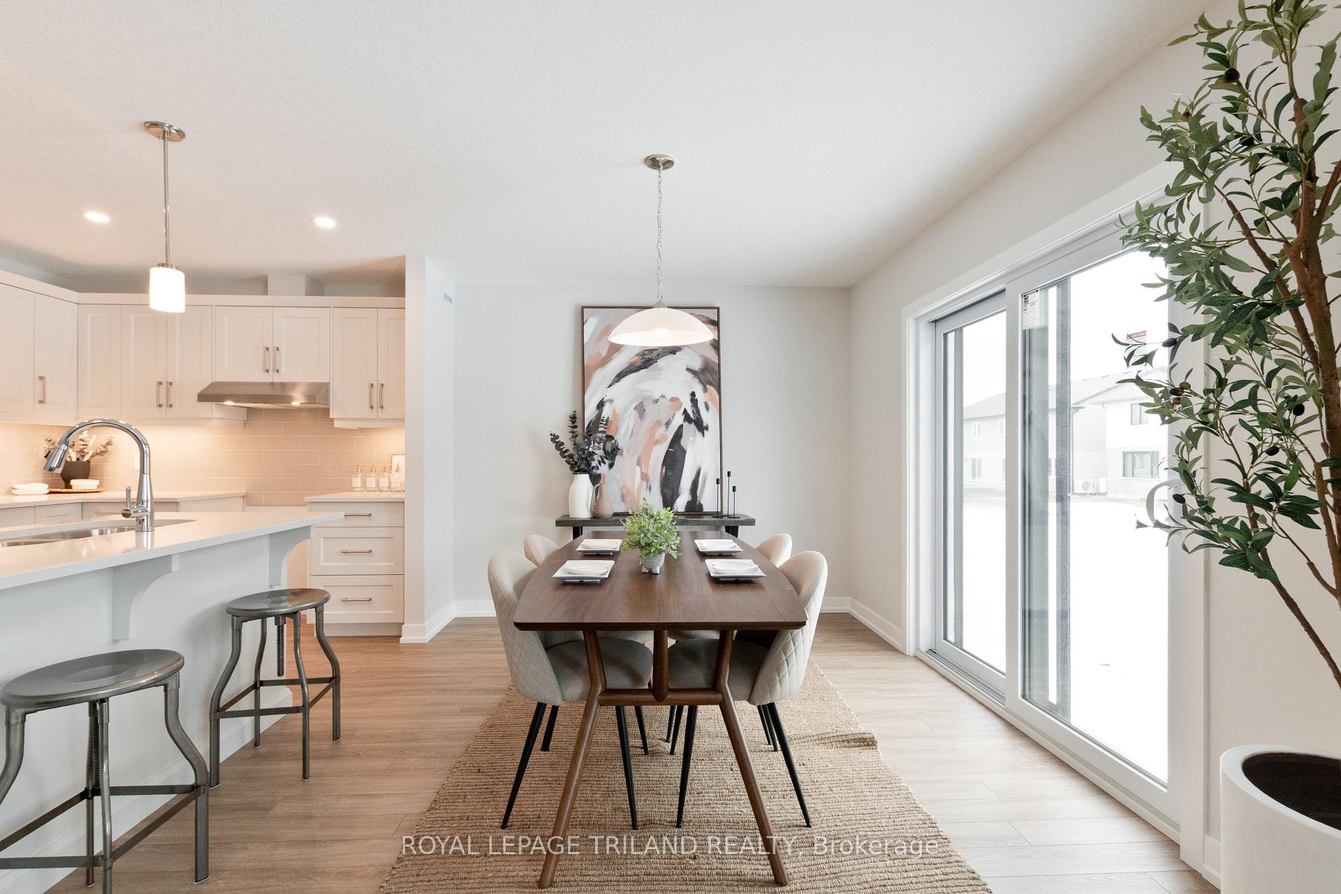 Photo 14 of 112 Styles Drive, St. Thomas — HOMEH