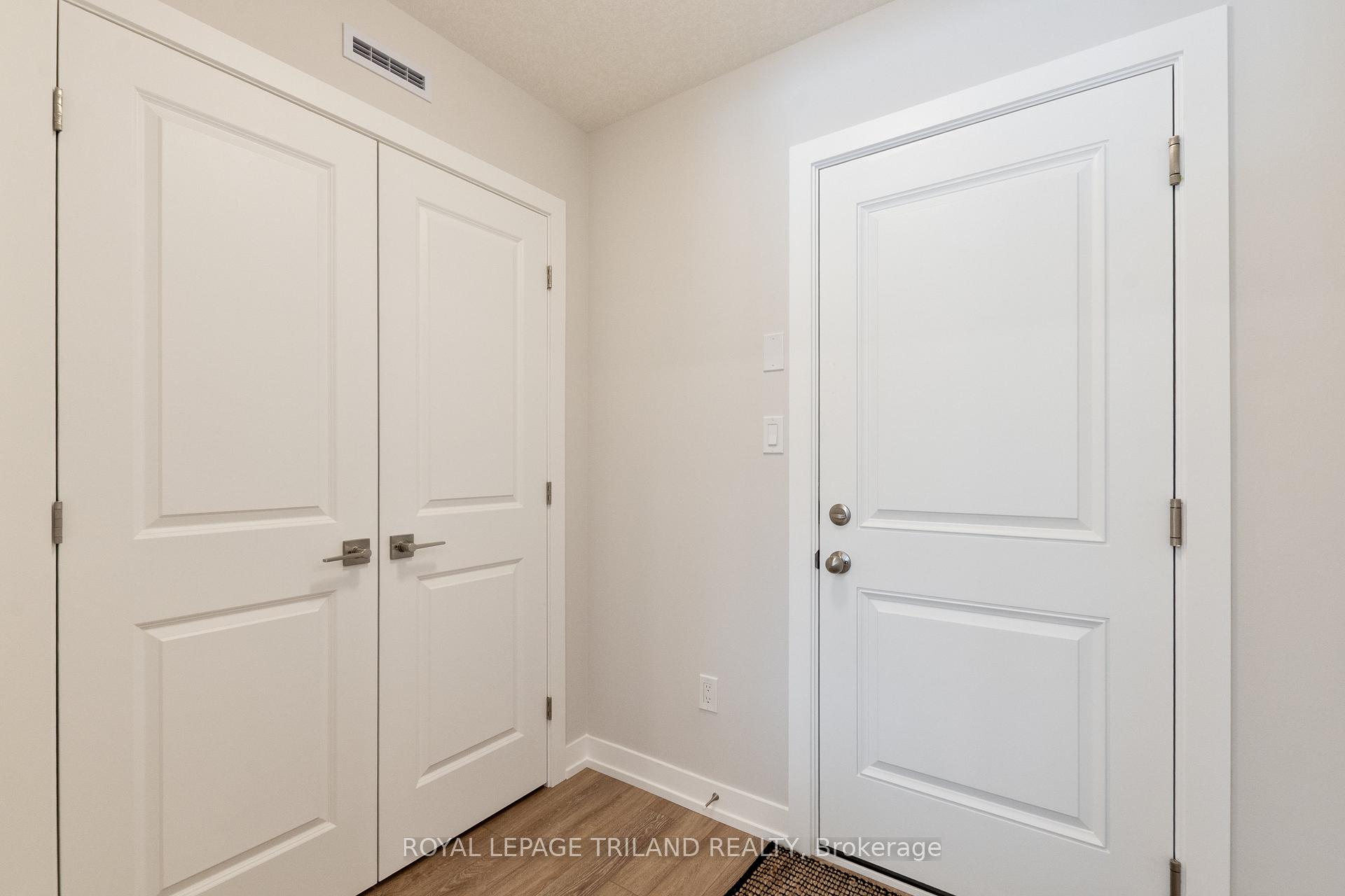 Photo 23 of 112 Styles Drive, St. Thomas — HOMEH