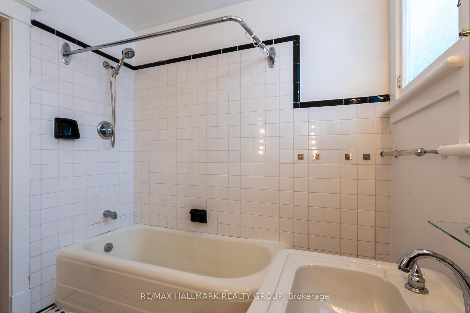 Photo 17 of 82 - 86 Wurtemburg Street, Ottawa, Lower Town — HOMEH