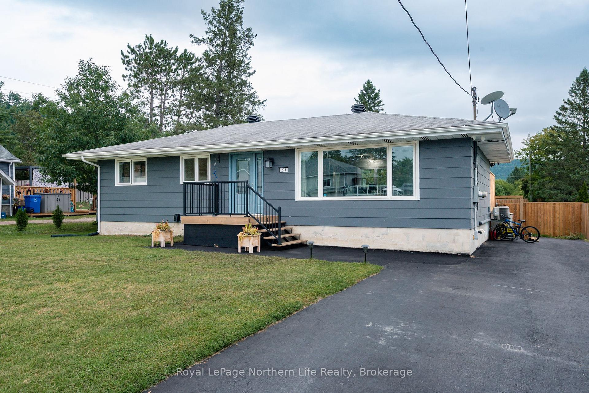 Photo 1 of 271 Eighth St Street, Mattawa — HOMEH