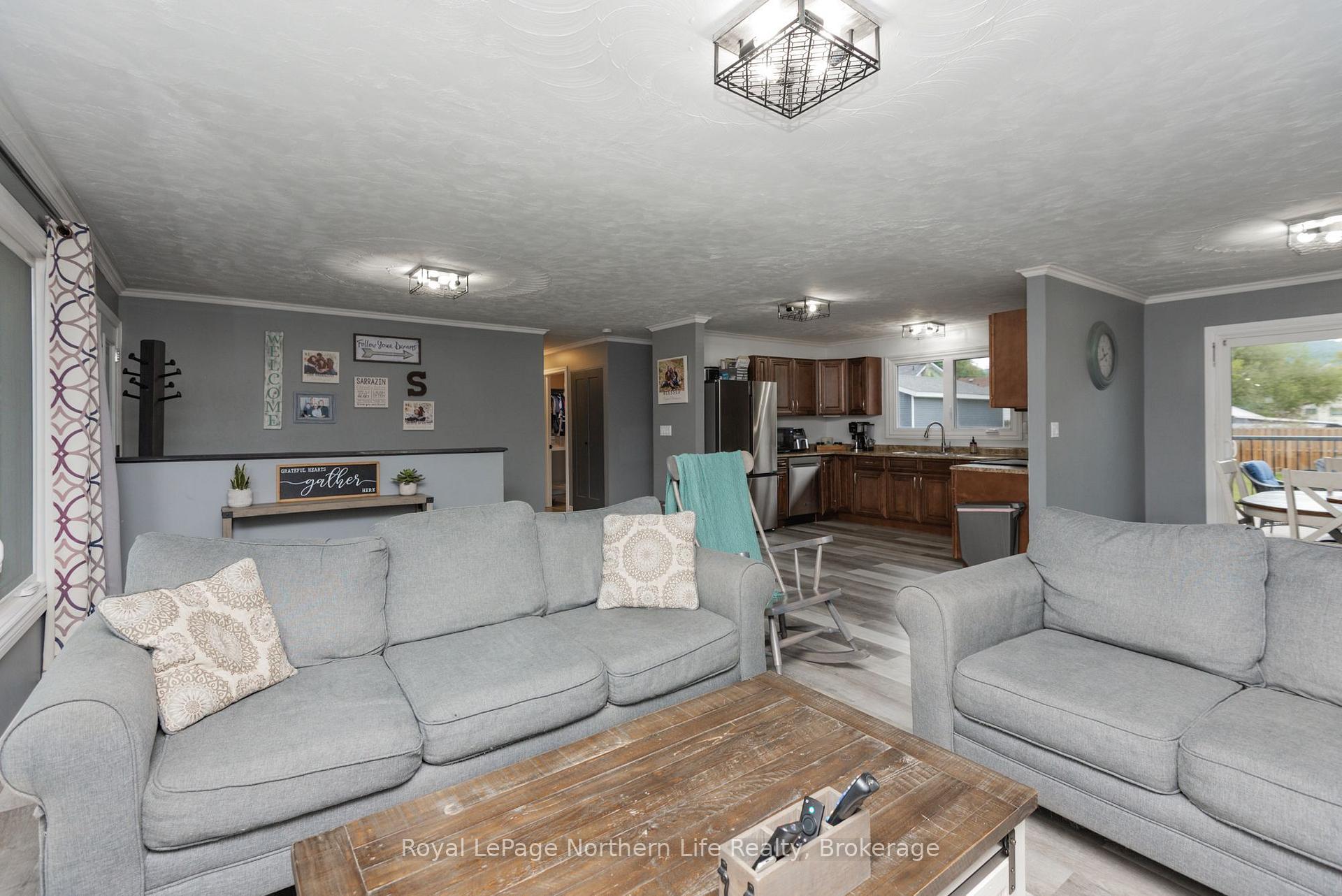 Photo 10 of 271 Eighth St Street, Mattawa — HOMEH