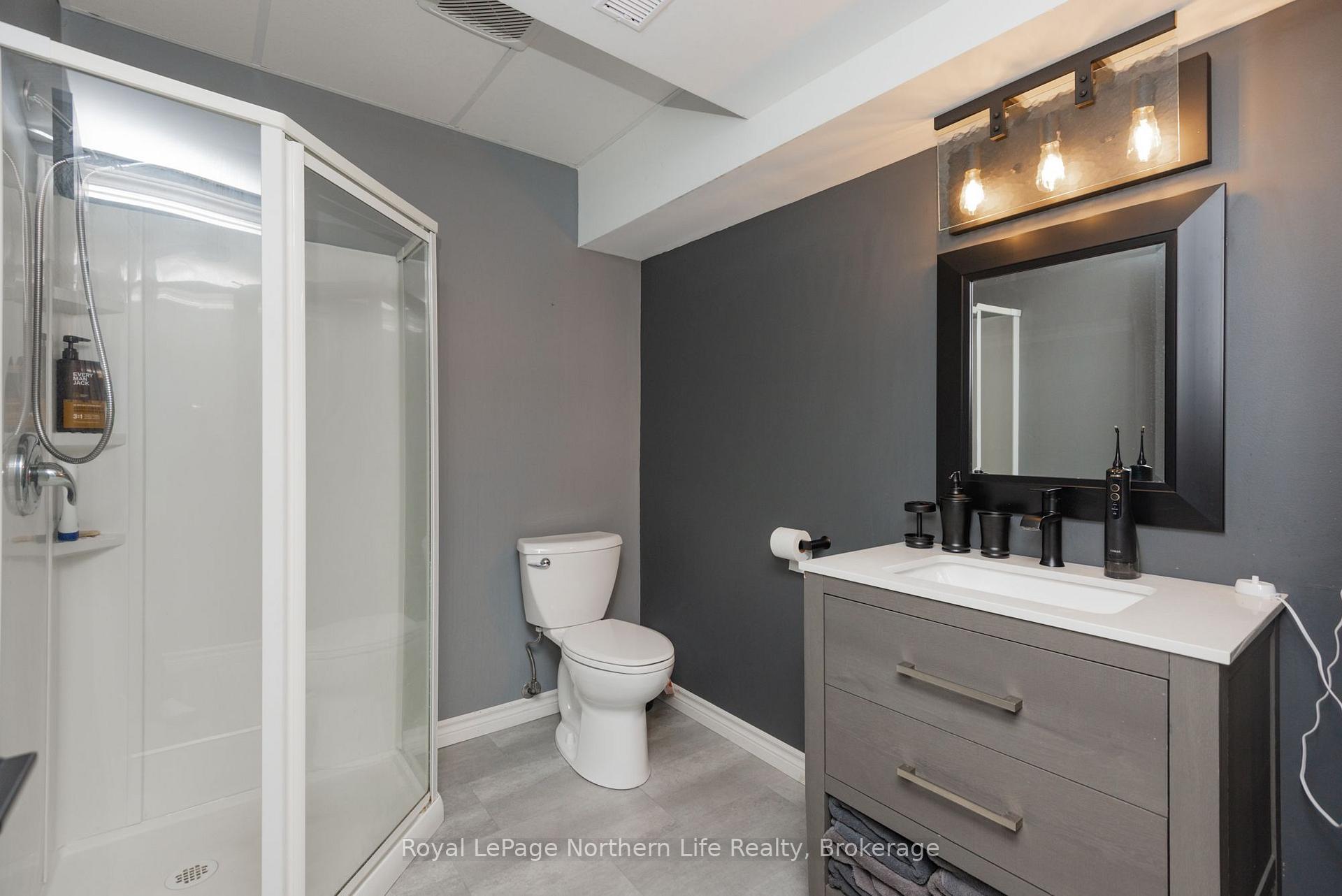 Photo 41 of 271 Eighth St Street, Mattawa — HOMEH