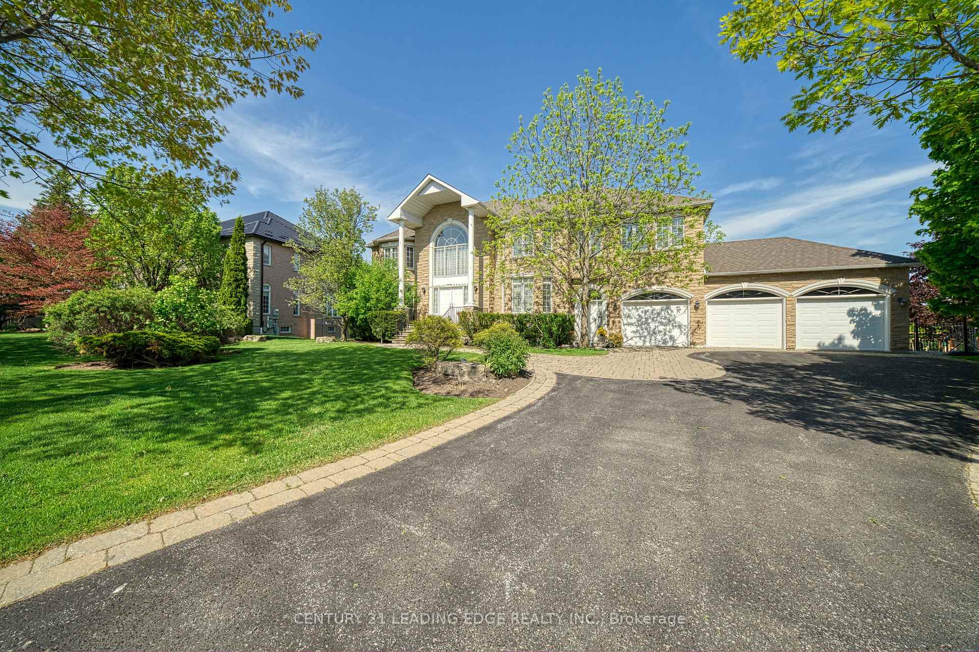 Photo 2 of 15 Upper Ridge Court, Markham, Rouge Fairways — HOMEH